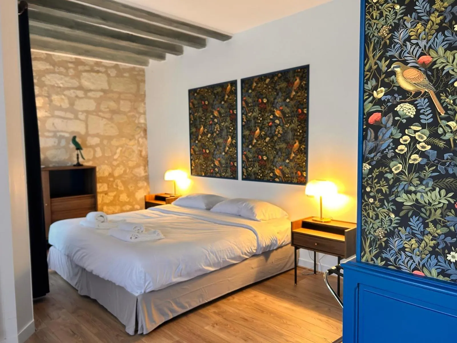 Bed in Logis Demeure de la Vignole