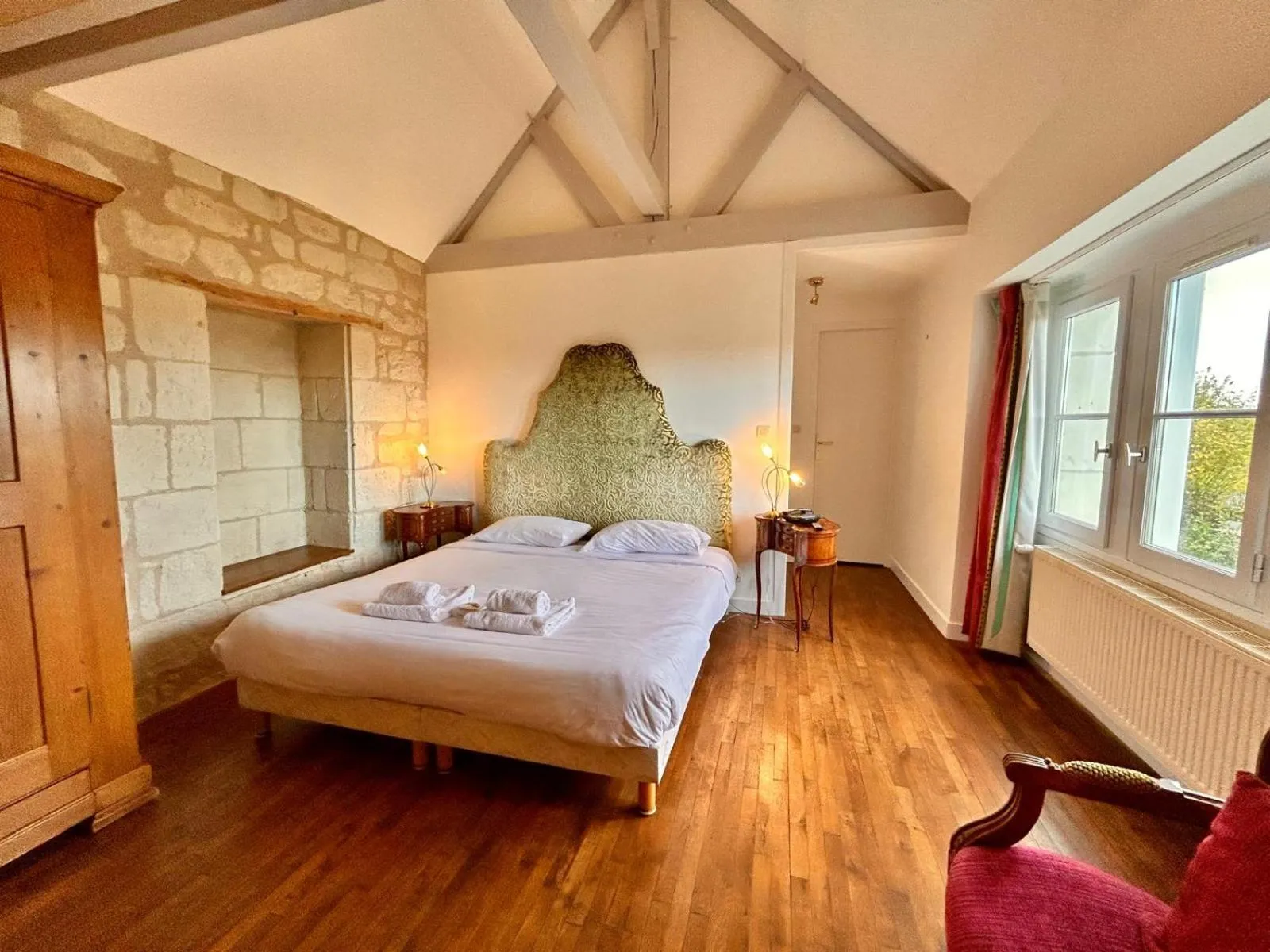 Bed in Logis Demeure de la Vignole