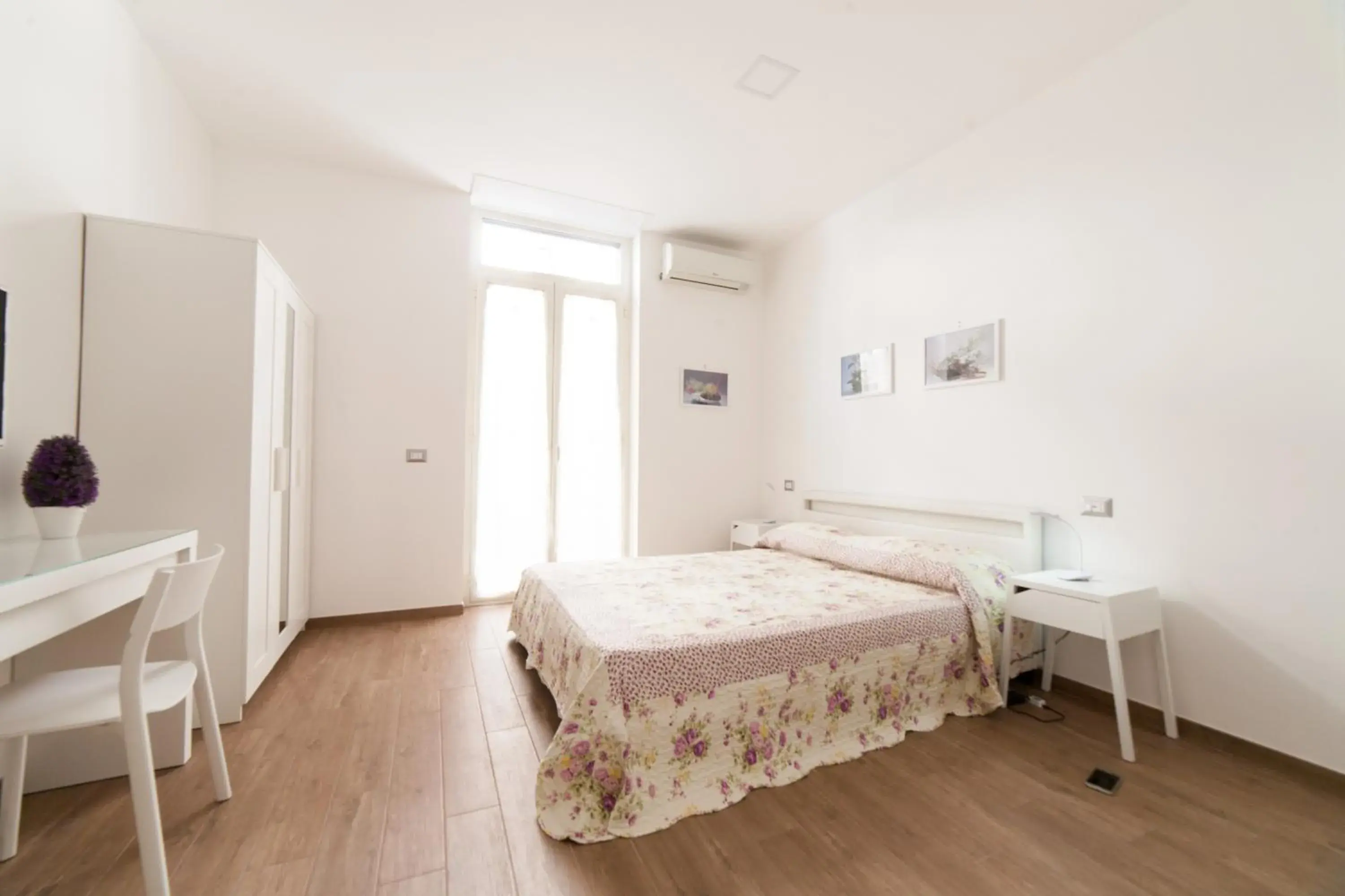 Three-Bedroom Apartment in Toledo 116 Three-Bedroom Apartment in Toledo 116