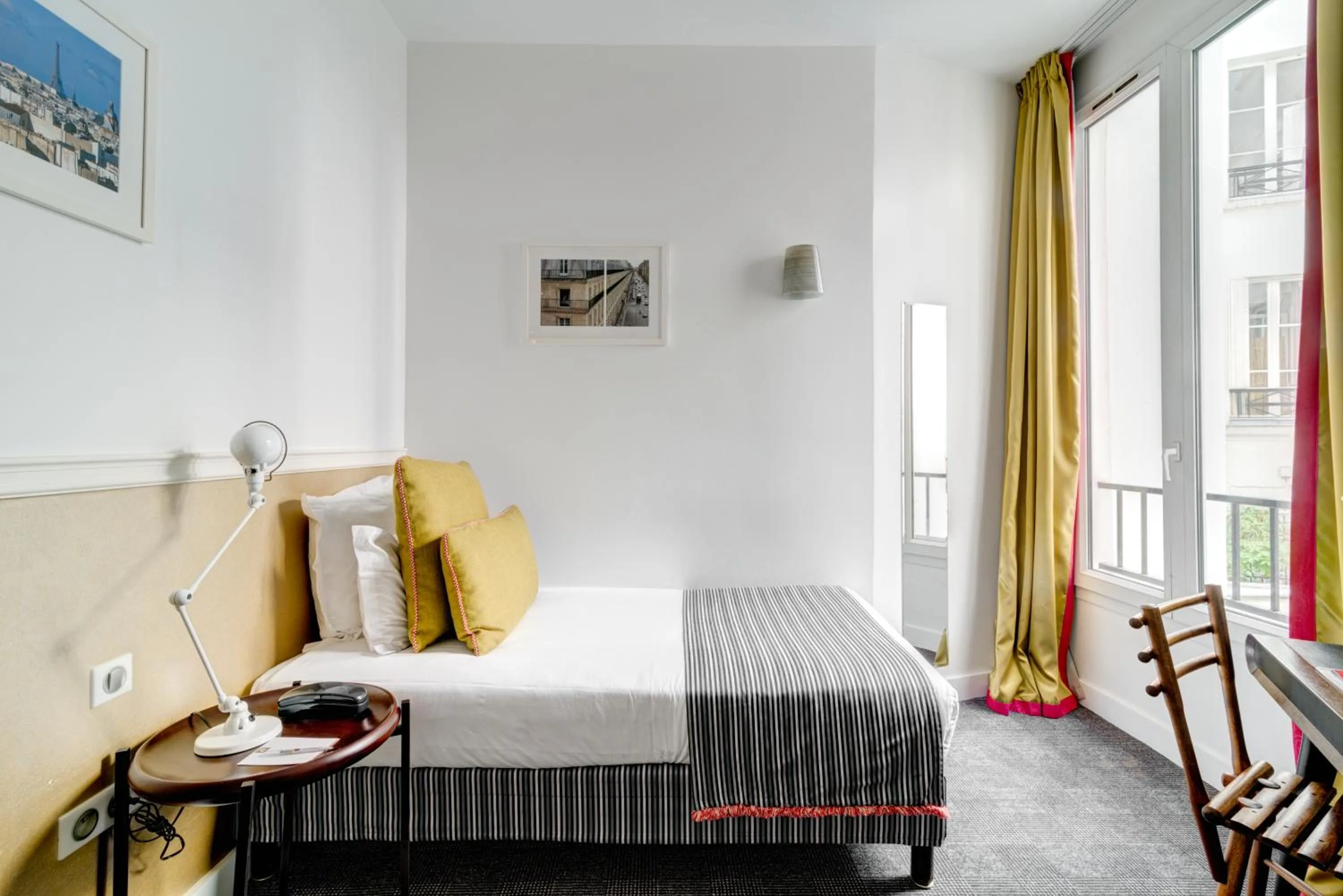 Bedroom, Bed in Hotel Monterosa - Astotel