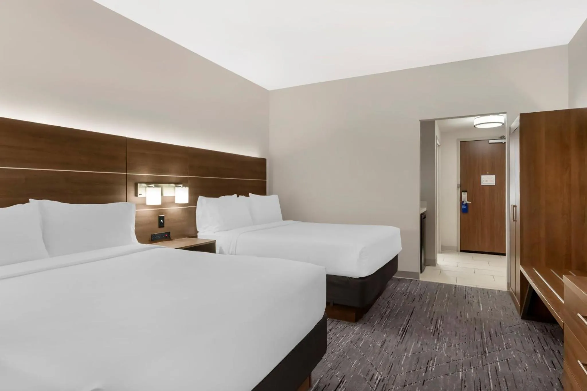 Photo of the whole room, Bed in Holiday Inn Express - Nashville South - Spring Hill by IHG