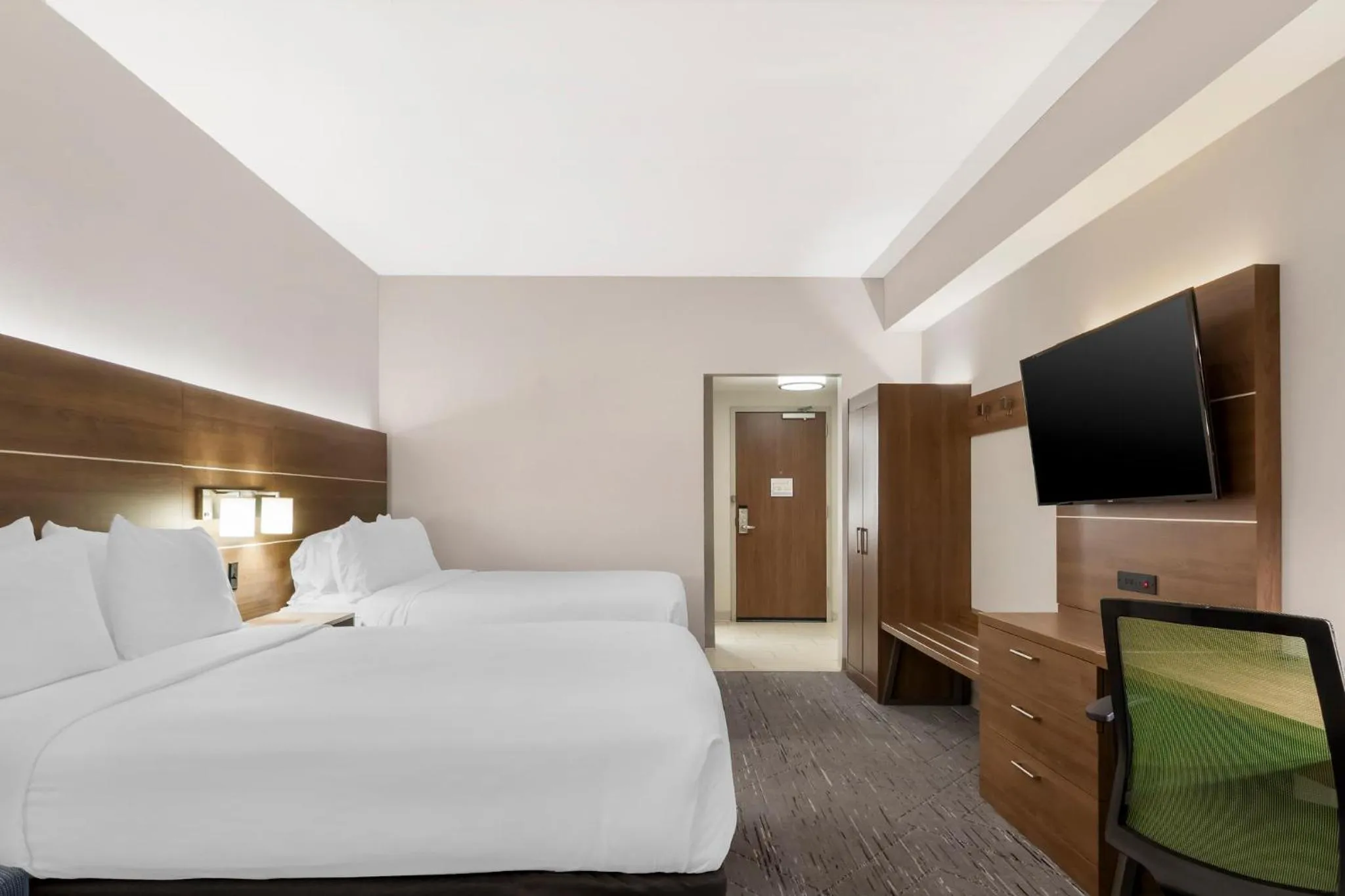 Photo of the whole room, Bed in Holiday Inn Express - Nashville South - Spring Hill by IHG