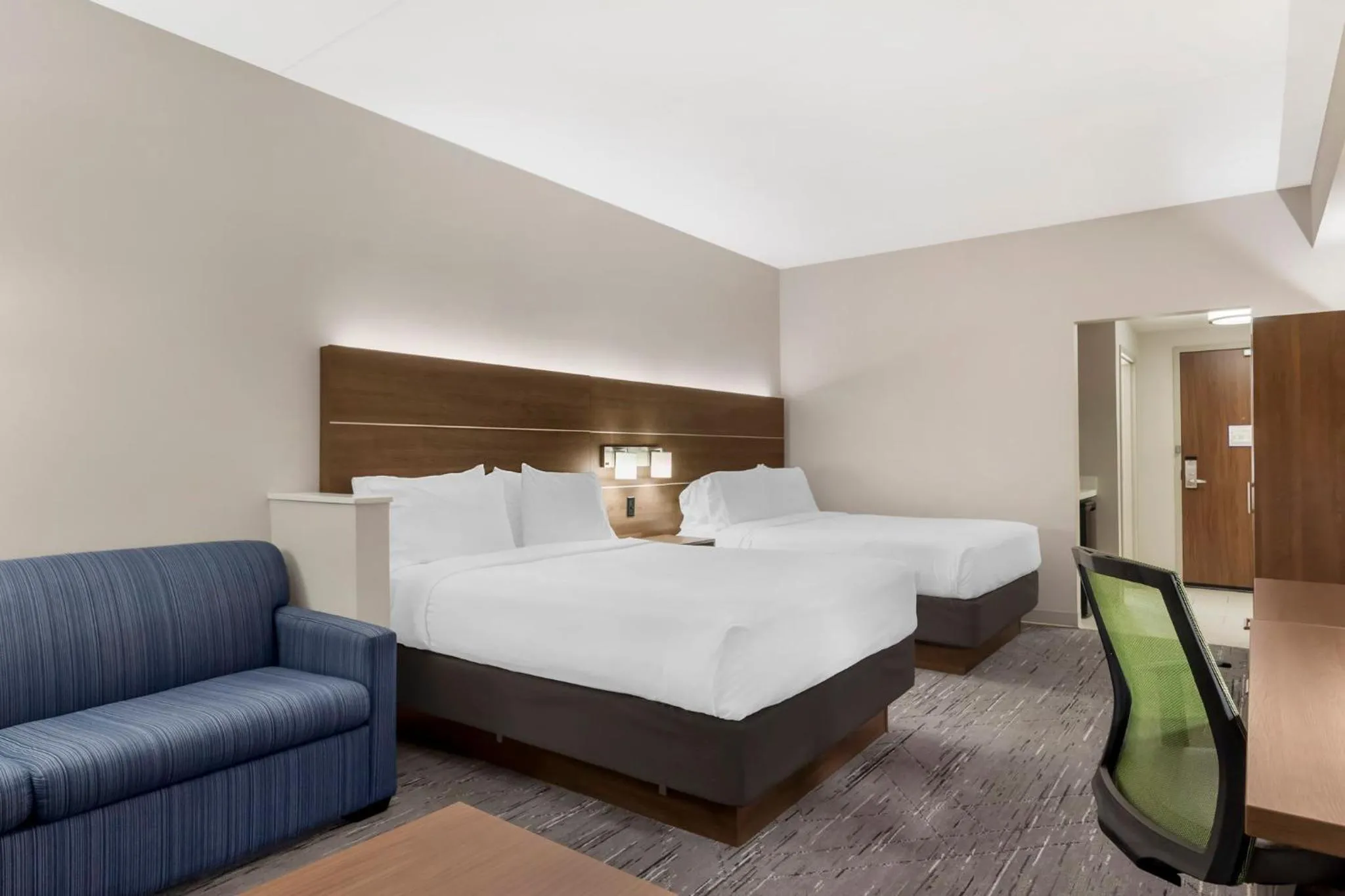 Photo of the whole room, Bed in Holiday Inn Express - Nashville South - Spring Hill by IHG