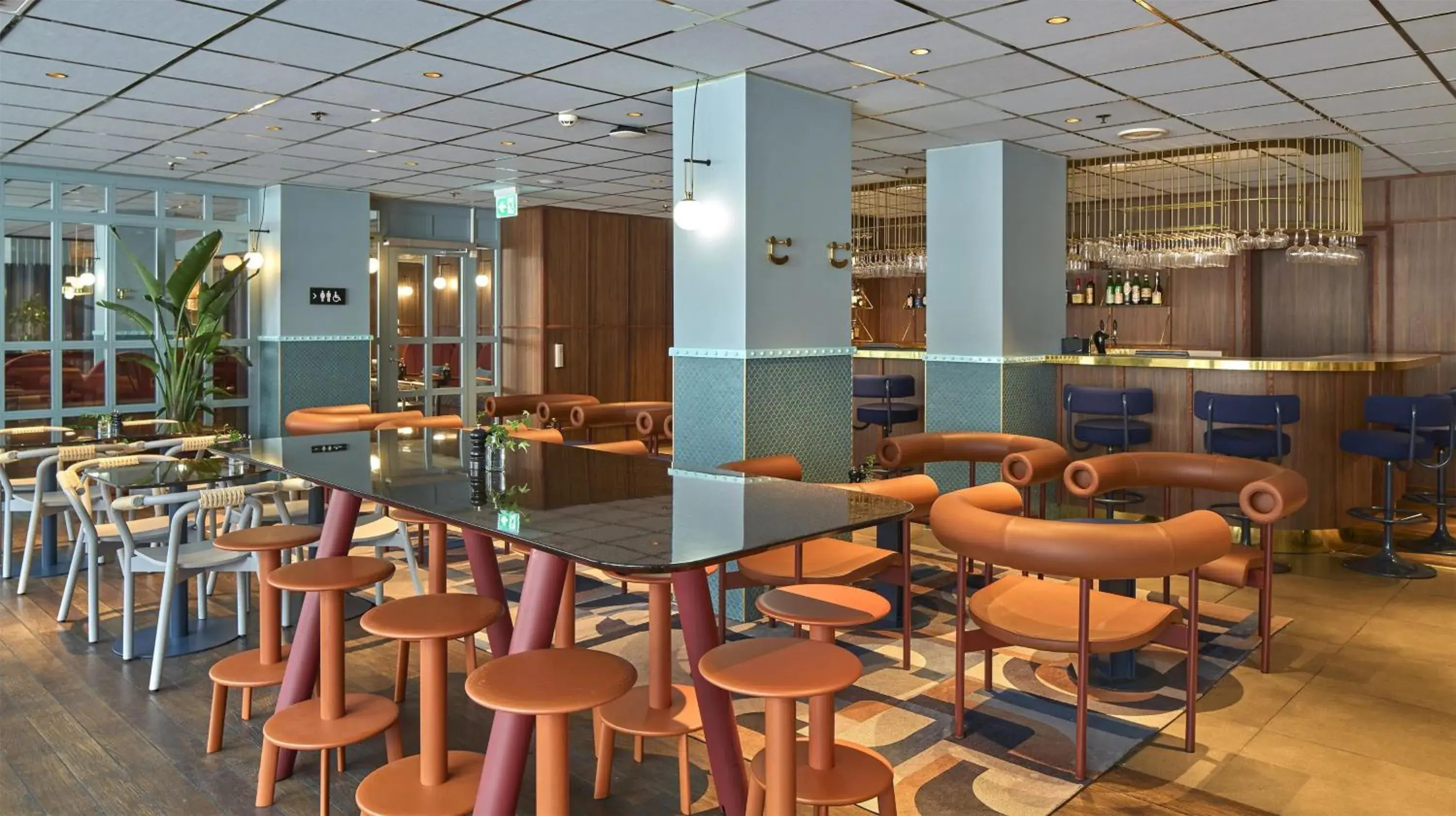 Lounge or bar in Scandic Sjöfartshotellet Lounge or bar in Scandic Sjöfartshotellet