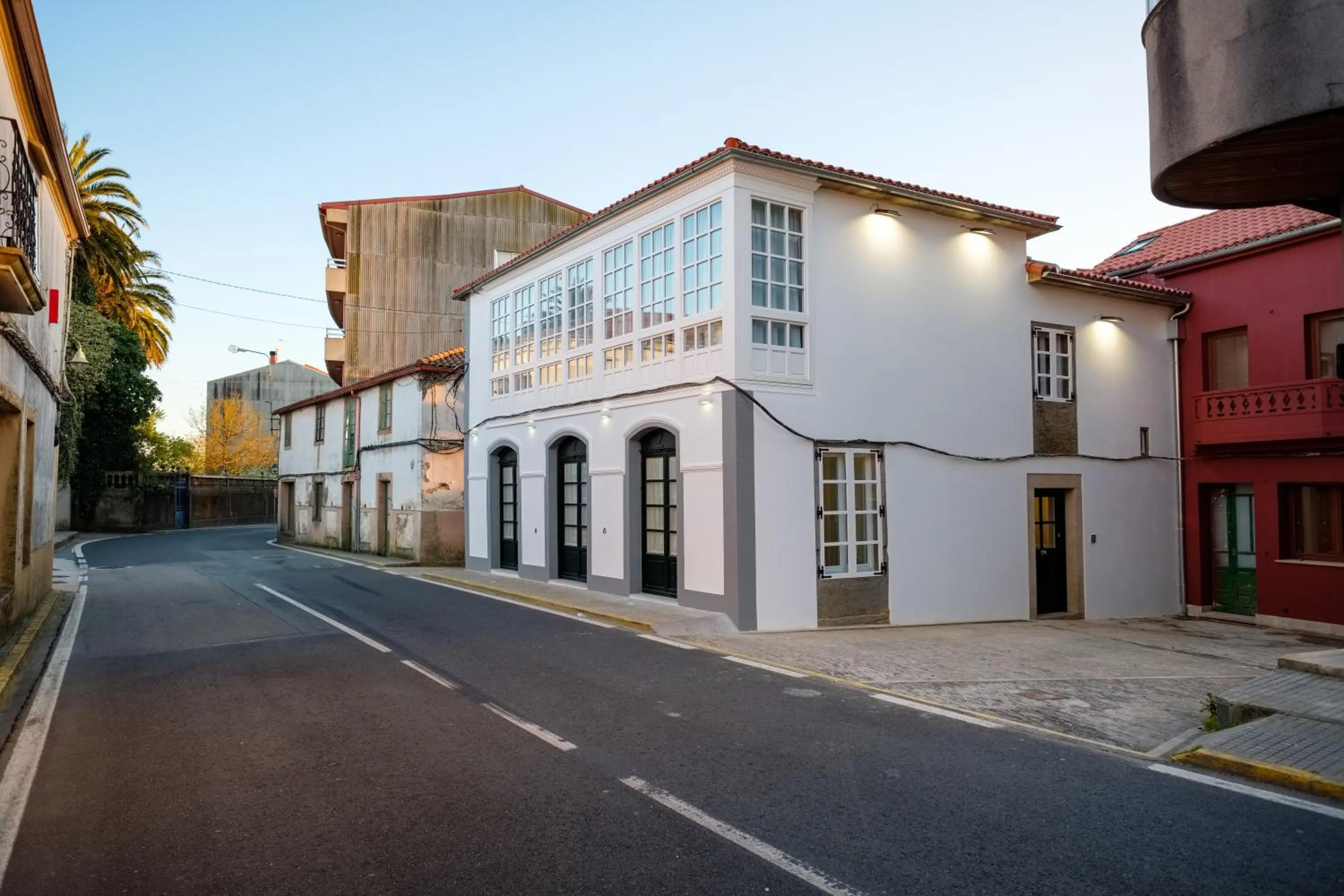 Property building in Pensión Domus Gallery