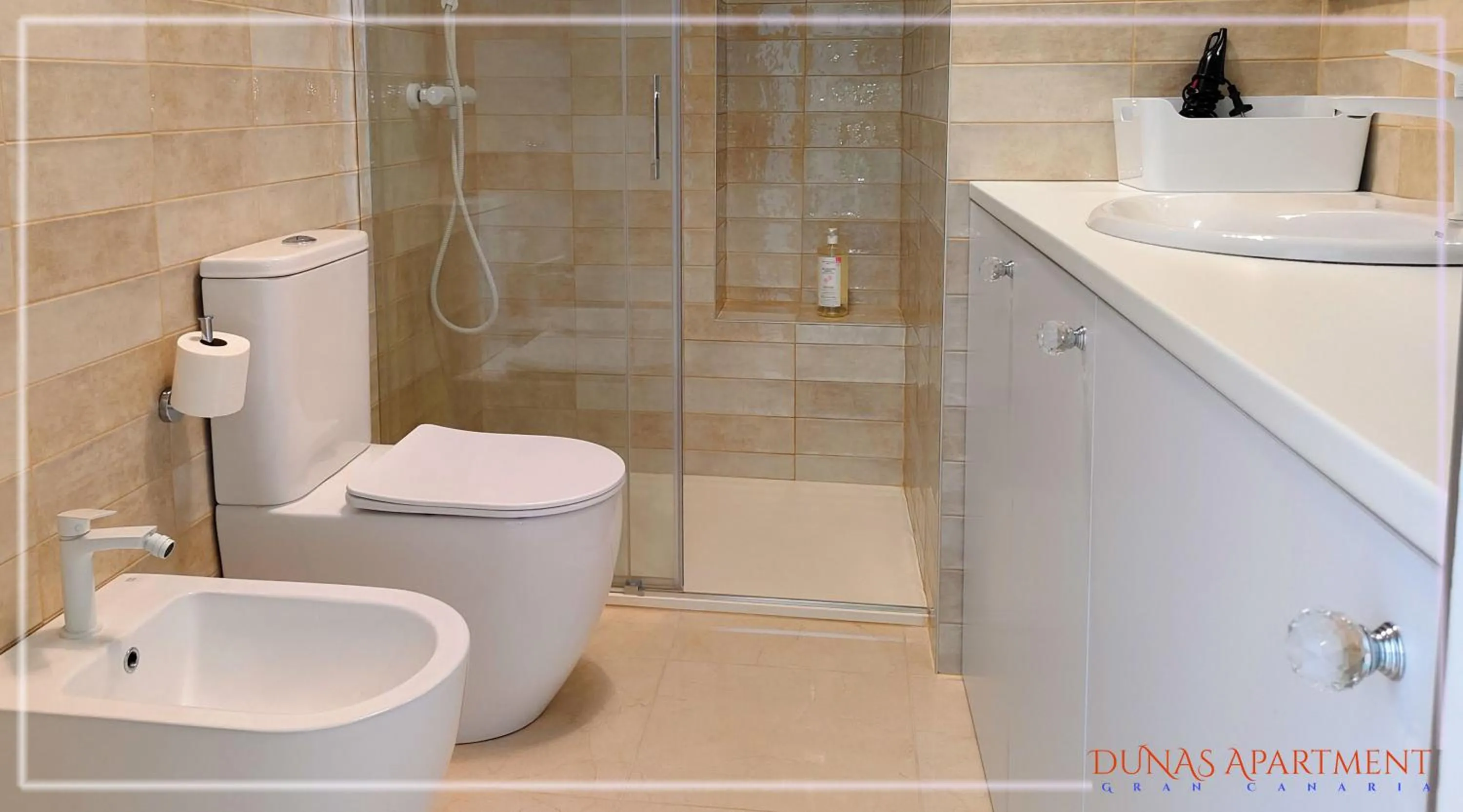 Bathroom in Dunas Apartment Gran Canaria