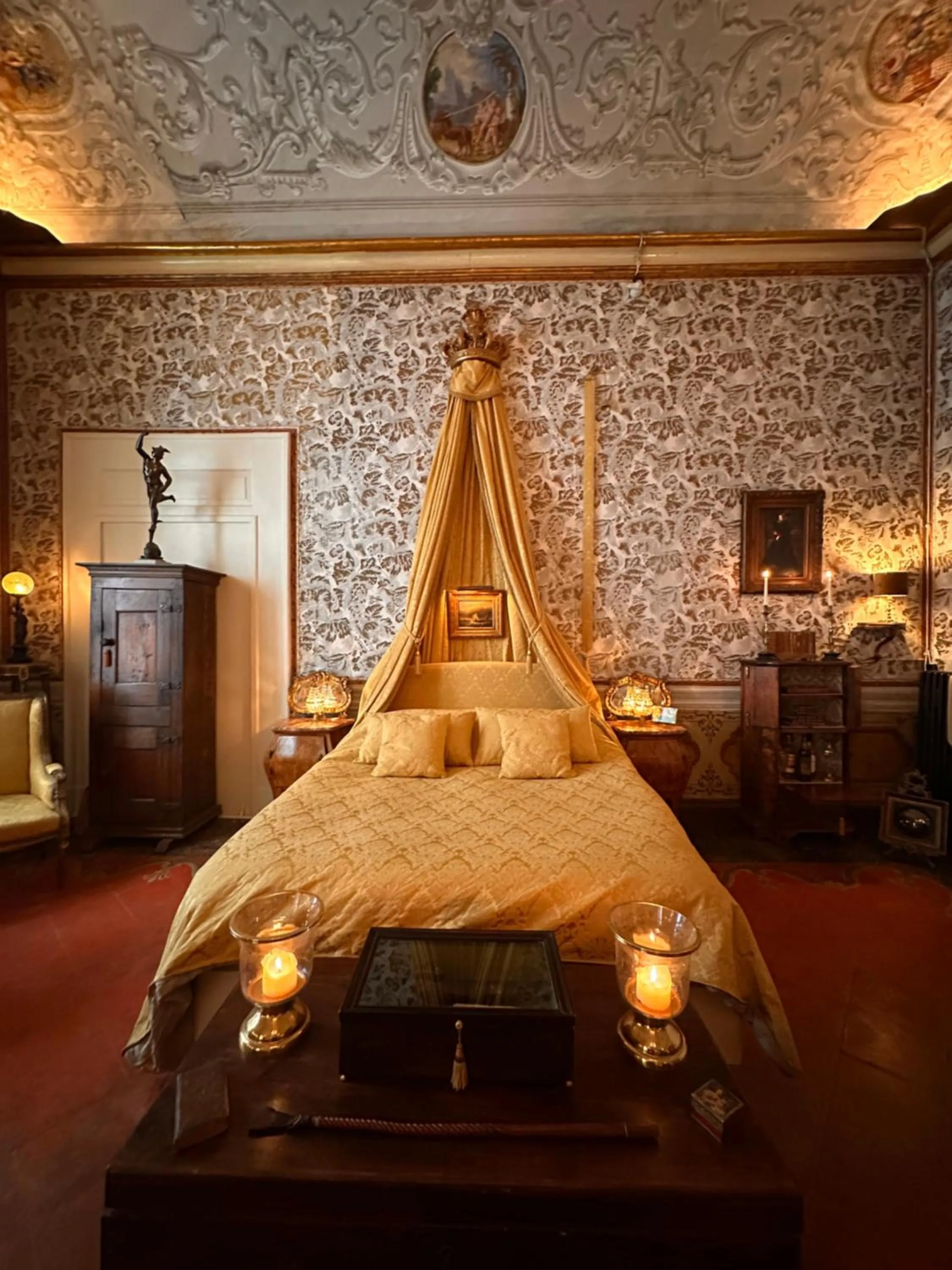 Bed in Casa Santangelo Suites