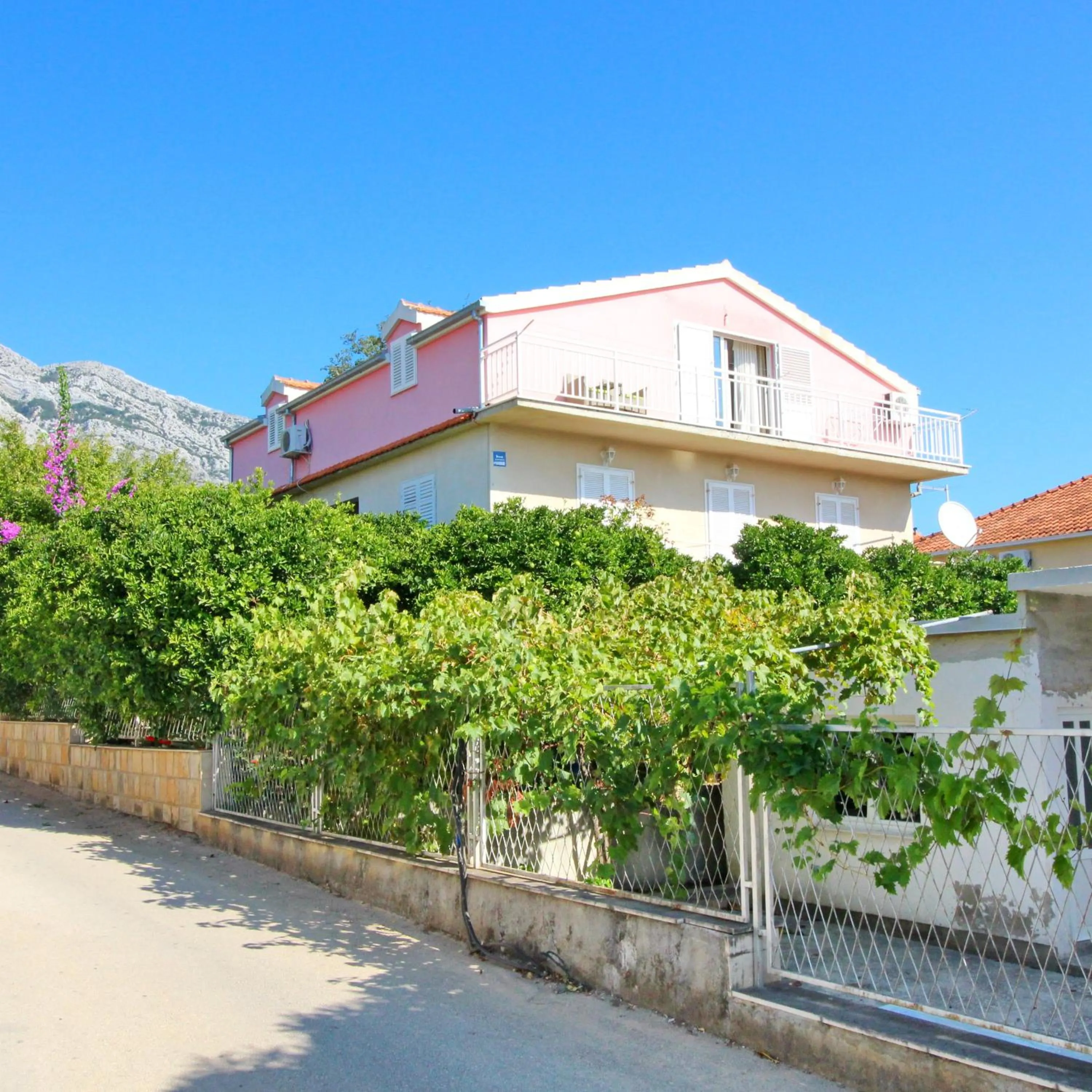 Property building in Apartment Domestic