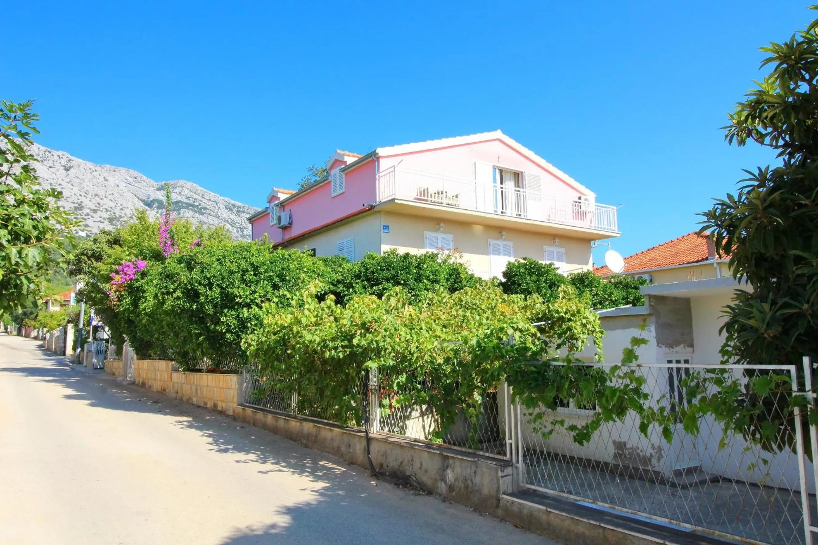 Property building in Apartment Domestic
