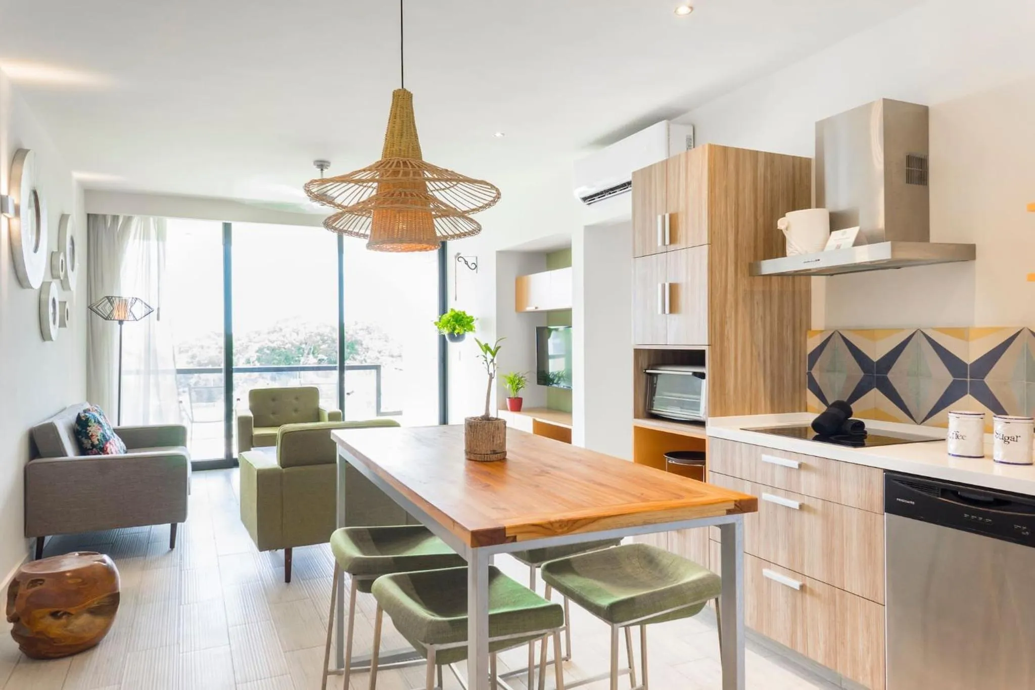 Kitchen or kitchenette in Opal Suites Apartments