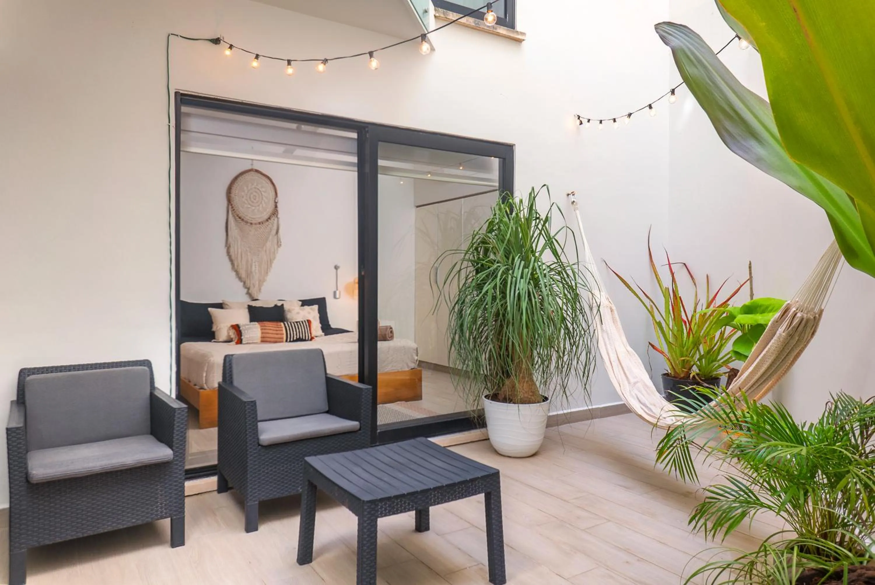 Patio in Opal Suites Apartments