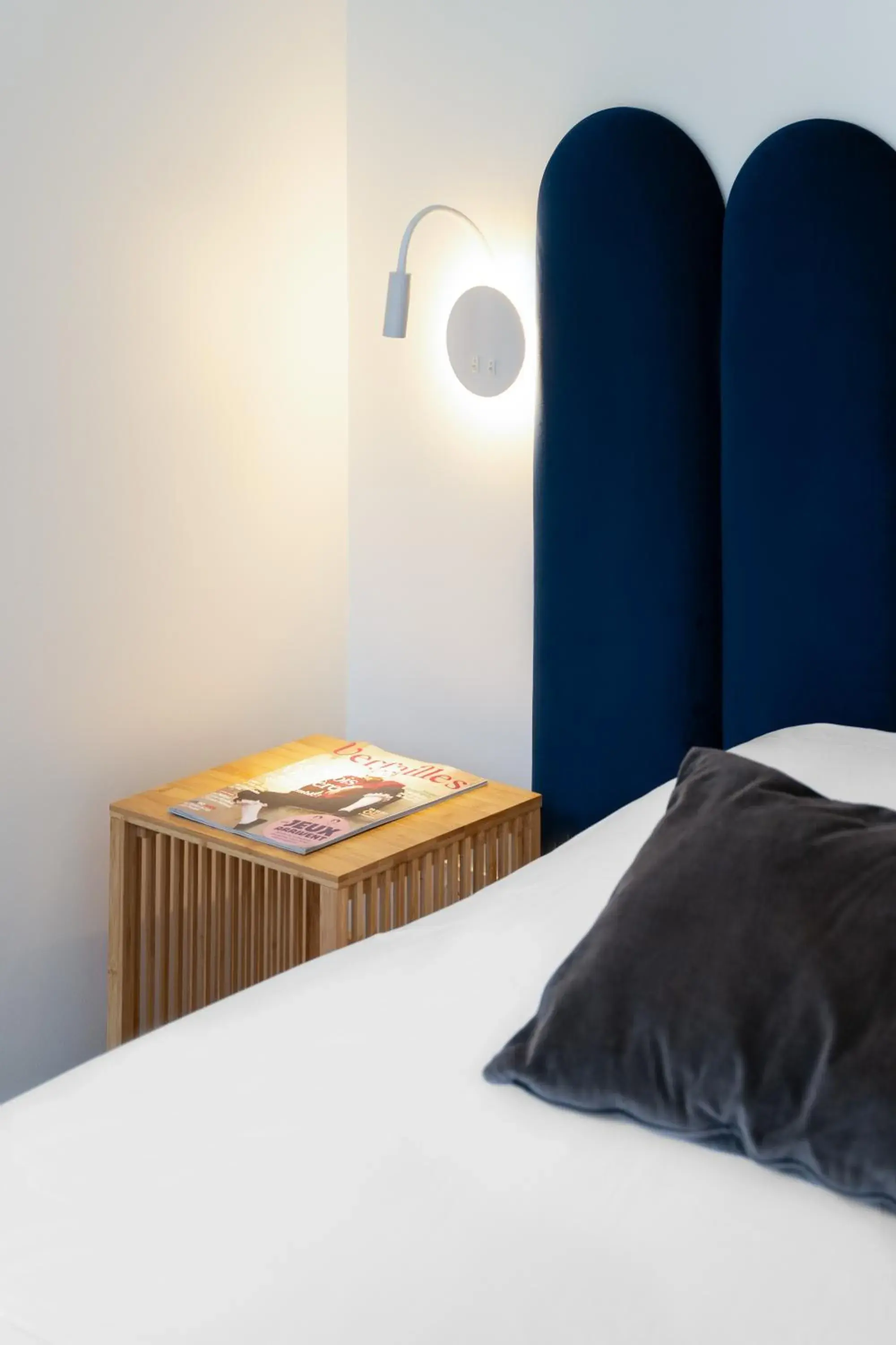 Bed in Hôtel d'Angleterre Bed in Hôtel d'Angleterre