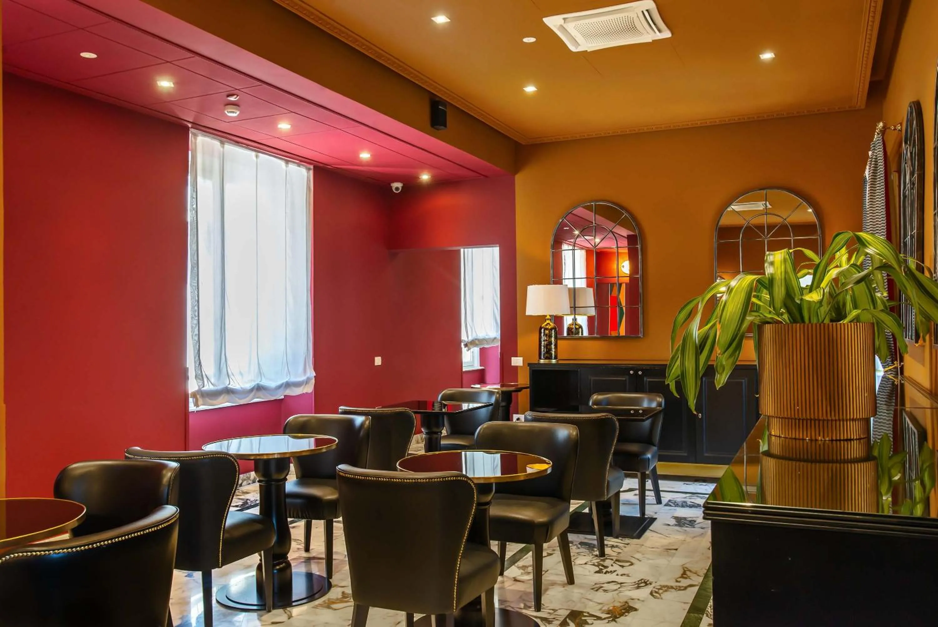 Lobby or reception in Boutique Hotel Metro 900