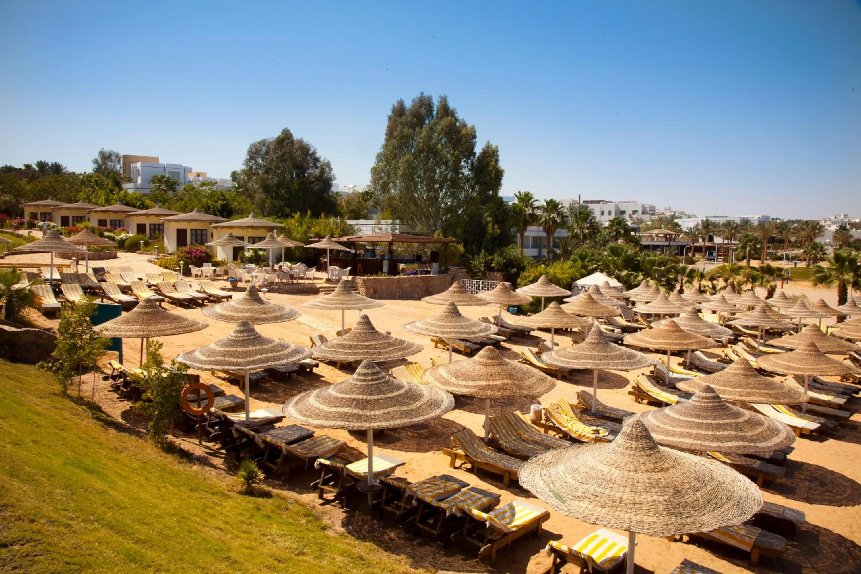 Beach in Xperience Hill-Top Beach Resort