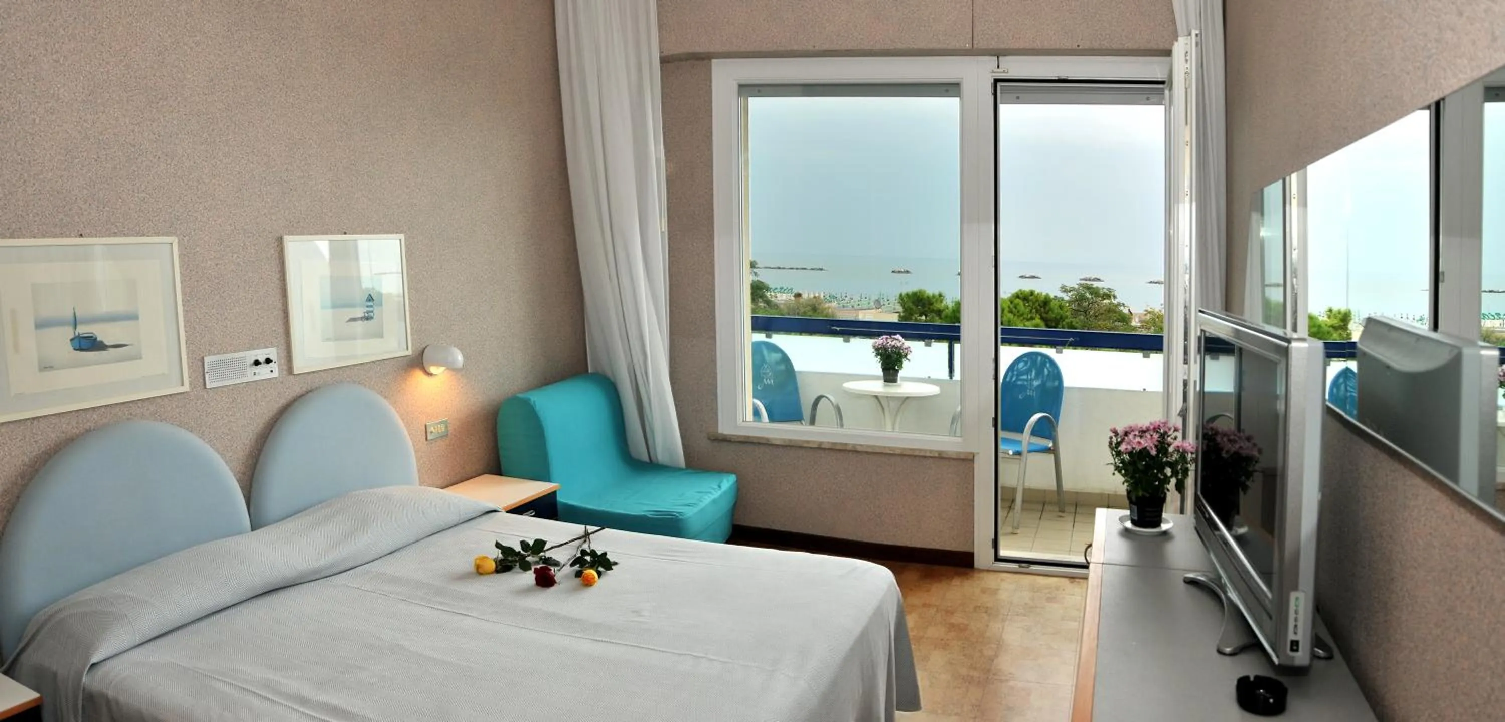 Photo of the whole room in Hotel Venere