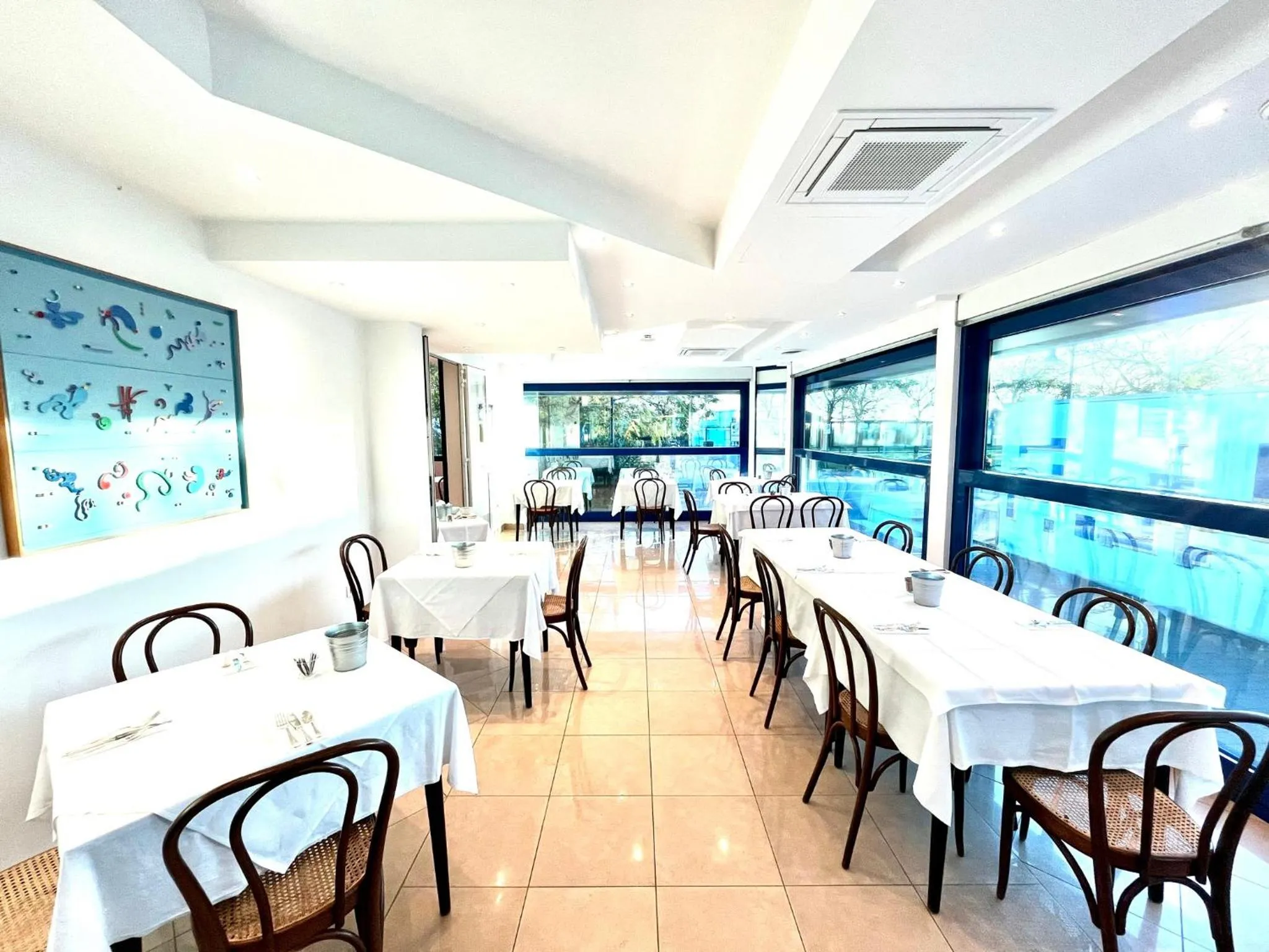 Restaurant/places to eat in Hotel Venere