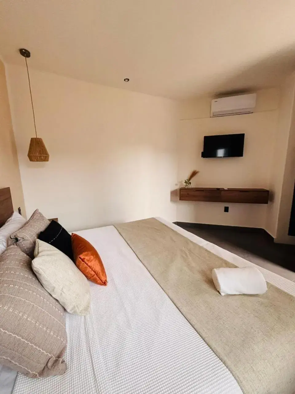 Standard King Room in Aruma Suites Standard King Room in Aruma Suites