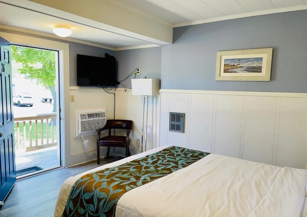 Deluxe Queen Room in Wells Moody Motel
