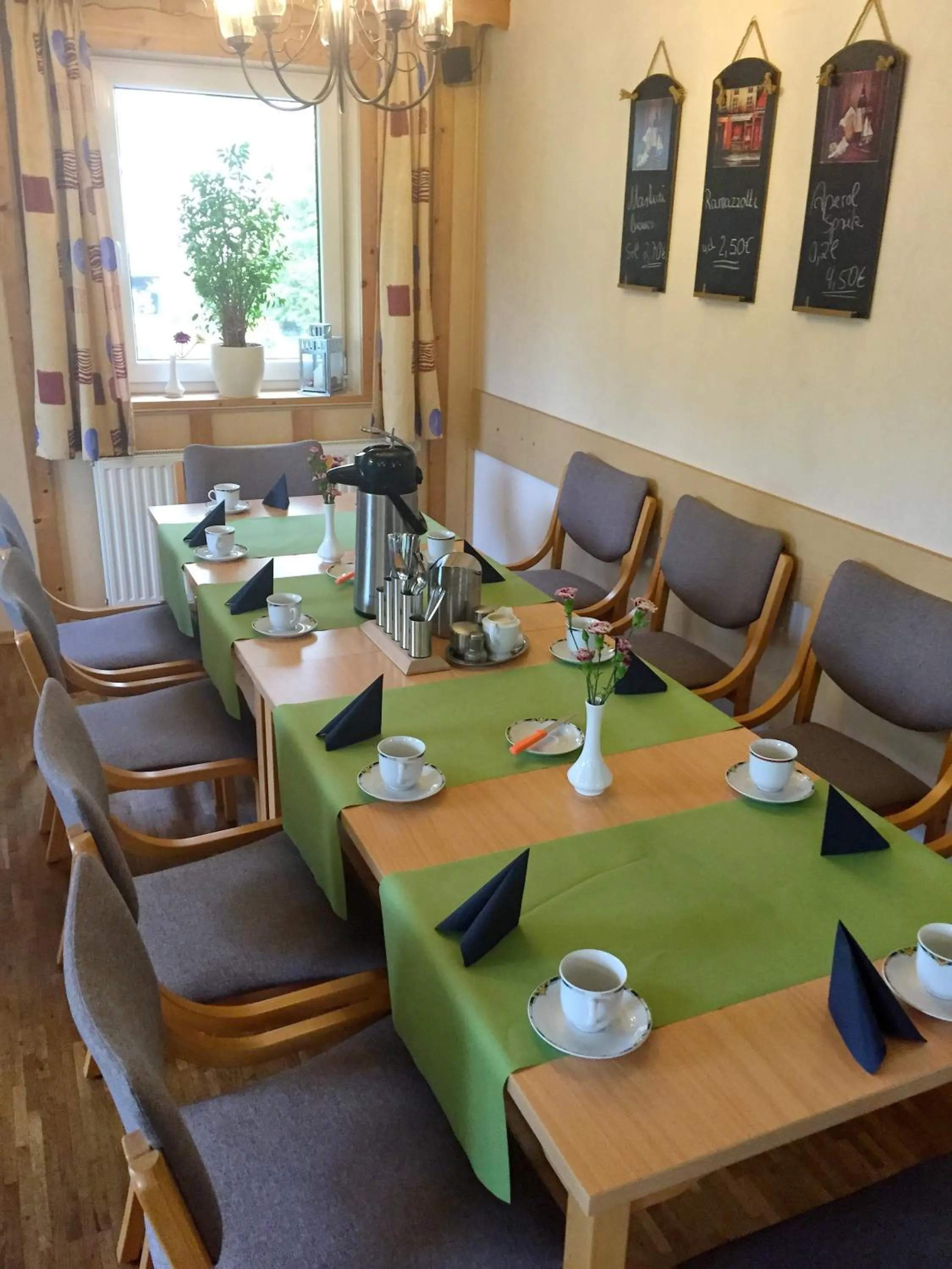 Restaurant/places to eat in Blechleppel - Die Pension im Harz