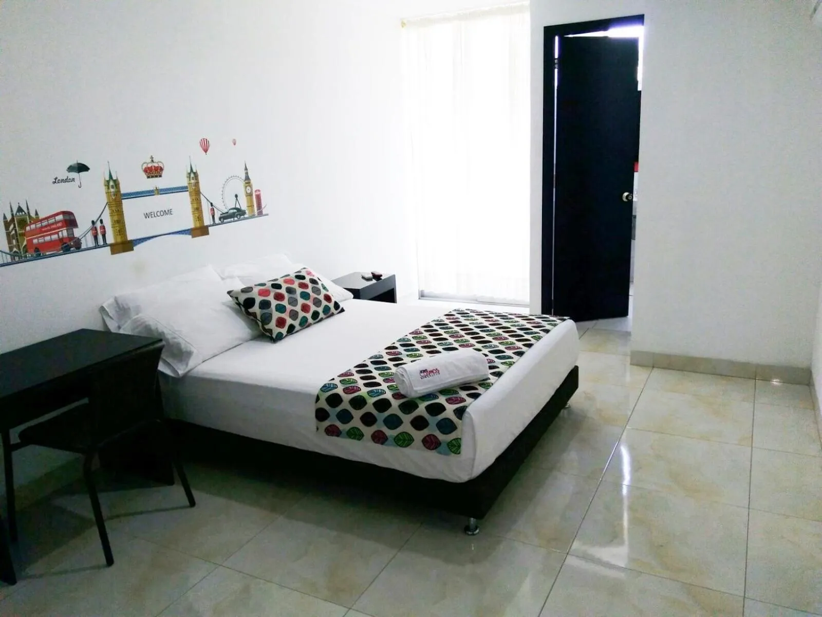 Photo of the whole room, Bed in Hotel Cosmos Sincelejo