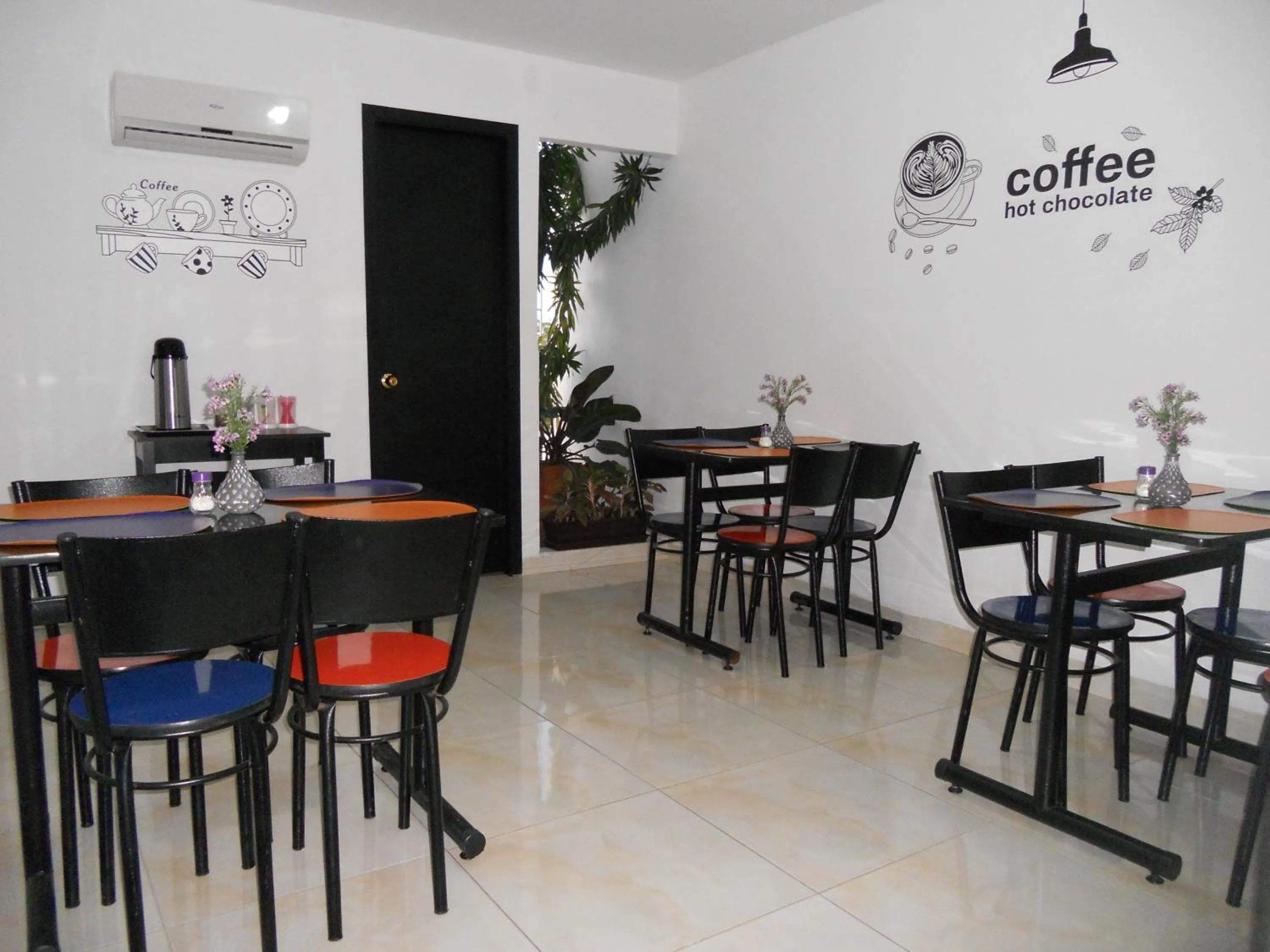 Restaurant/places to eat in Hotel Cosmos Sincelejo