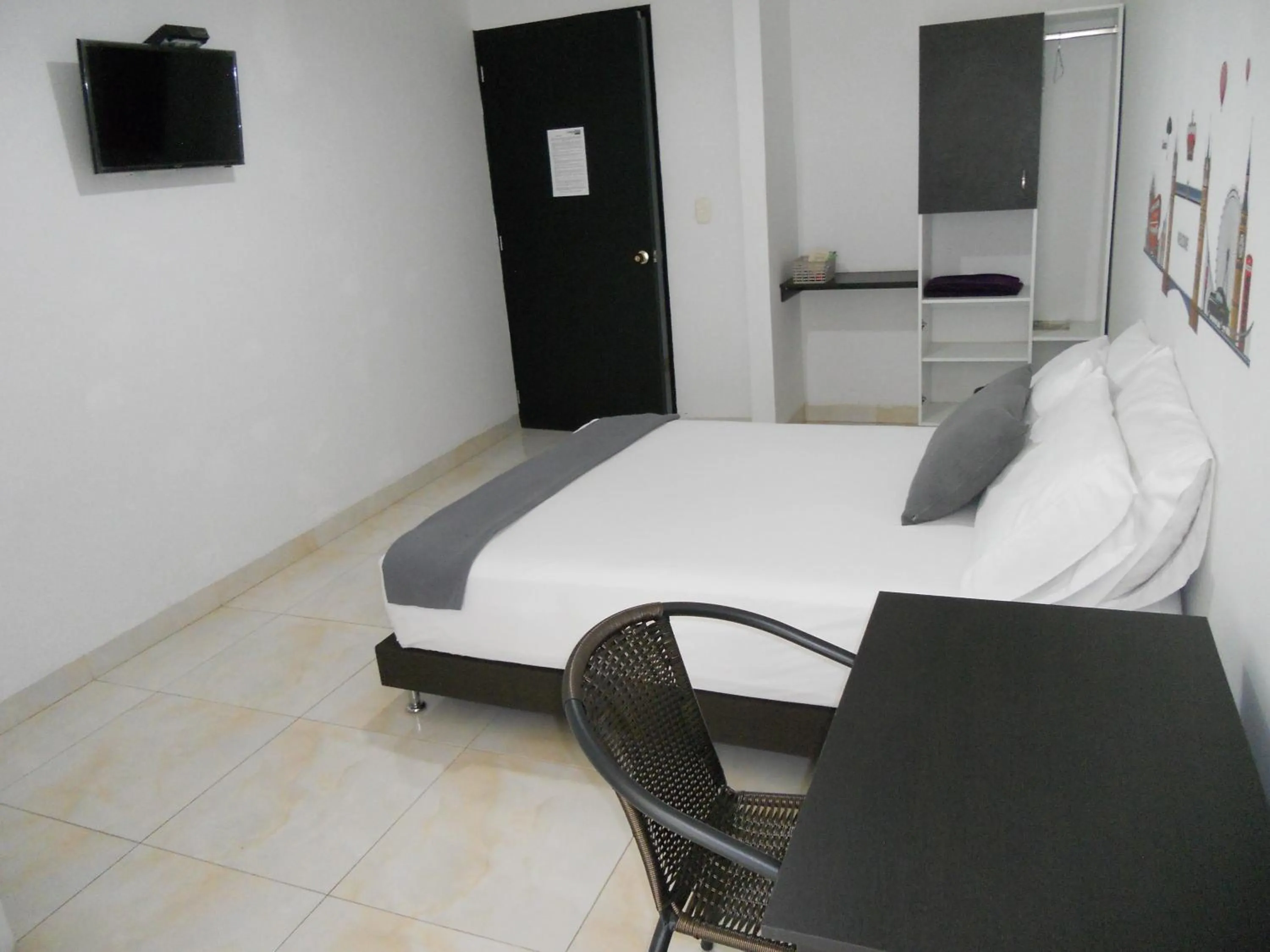 Photo of the whole room, Bed in Hotel Cosmos Sincelejo