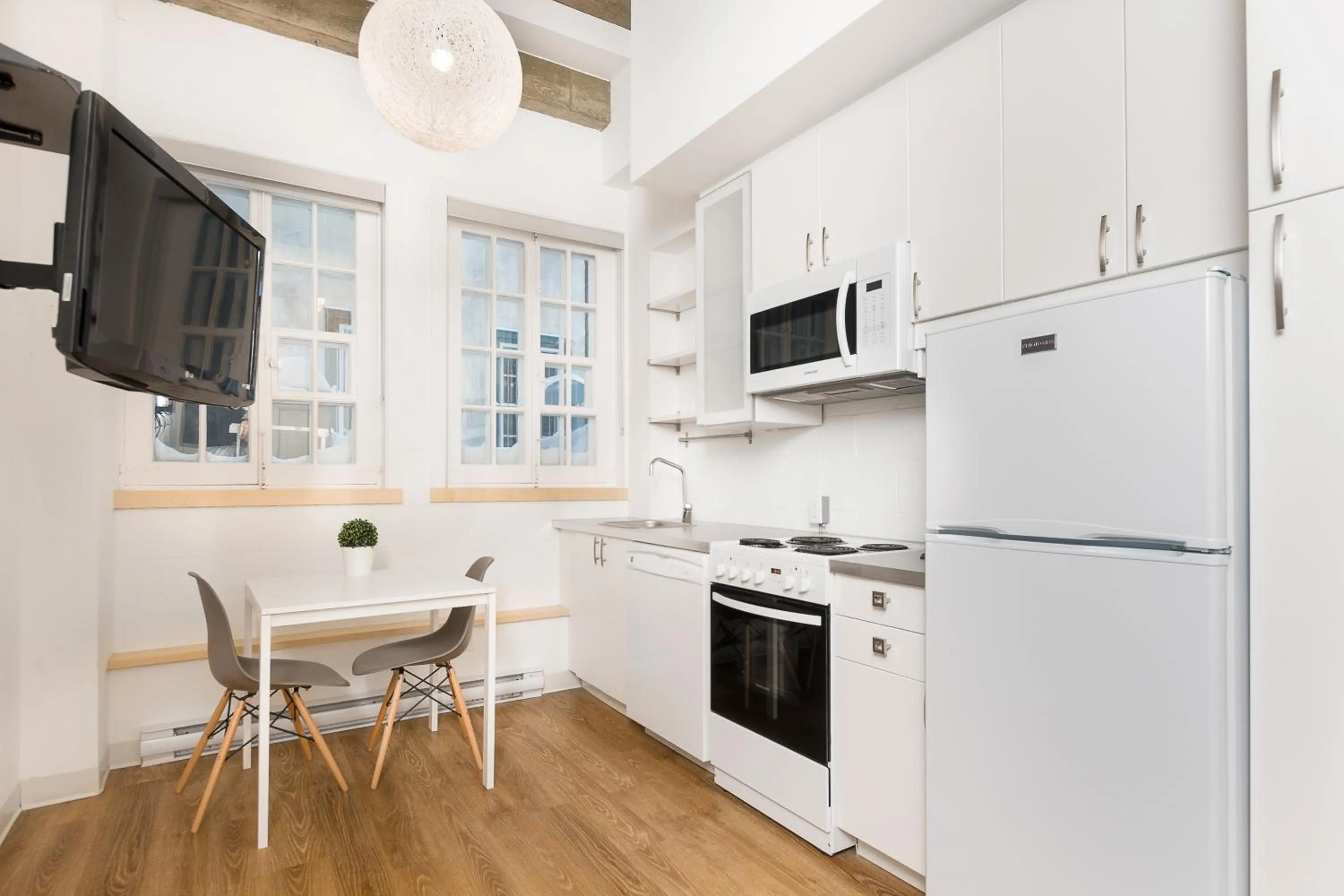 TV and multimedia in Les Lofts de Buade - Par Les Lofts Vieux-Québec