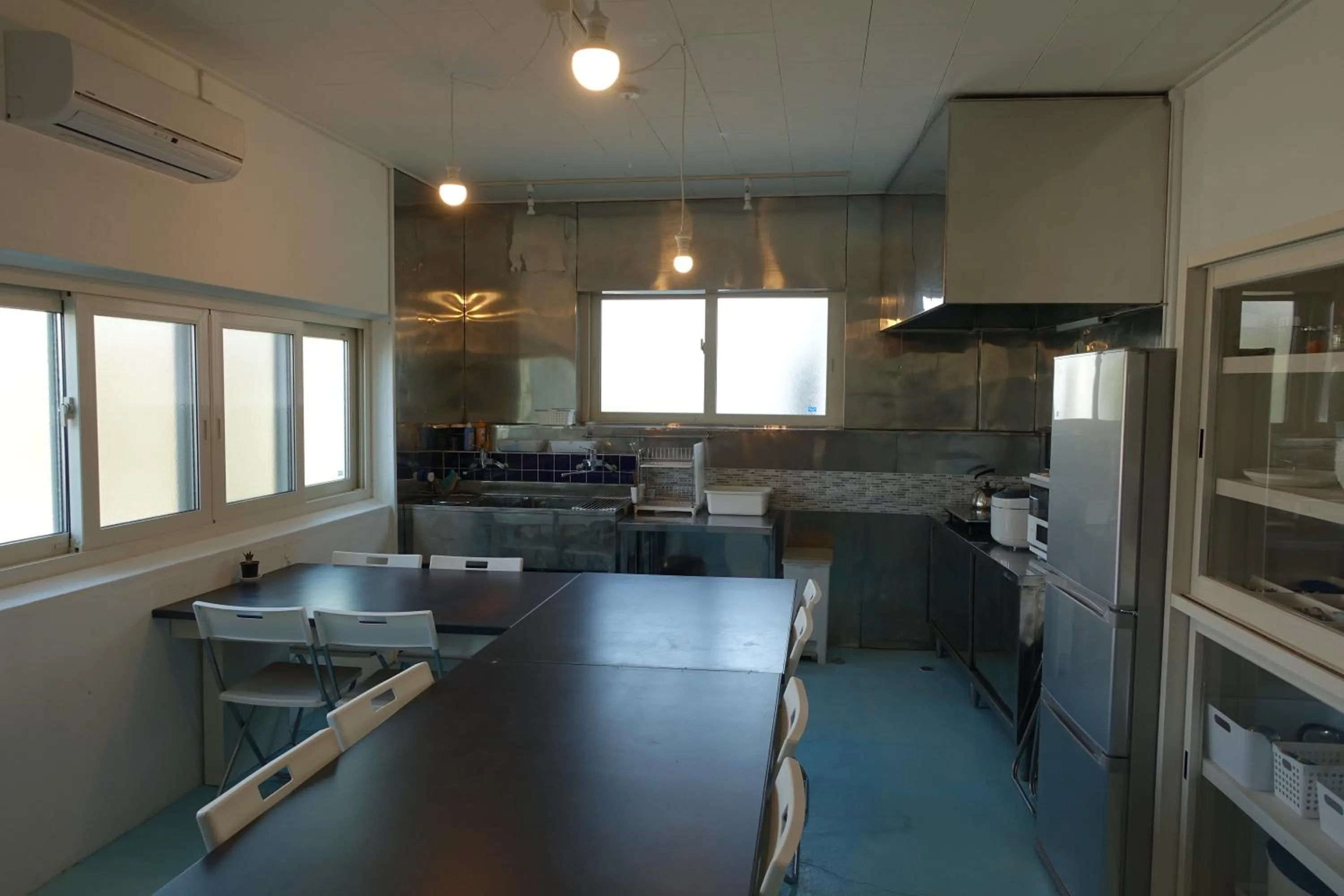 Communal kitchen in Hostel NABLA