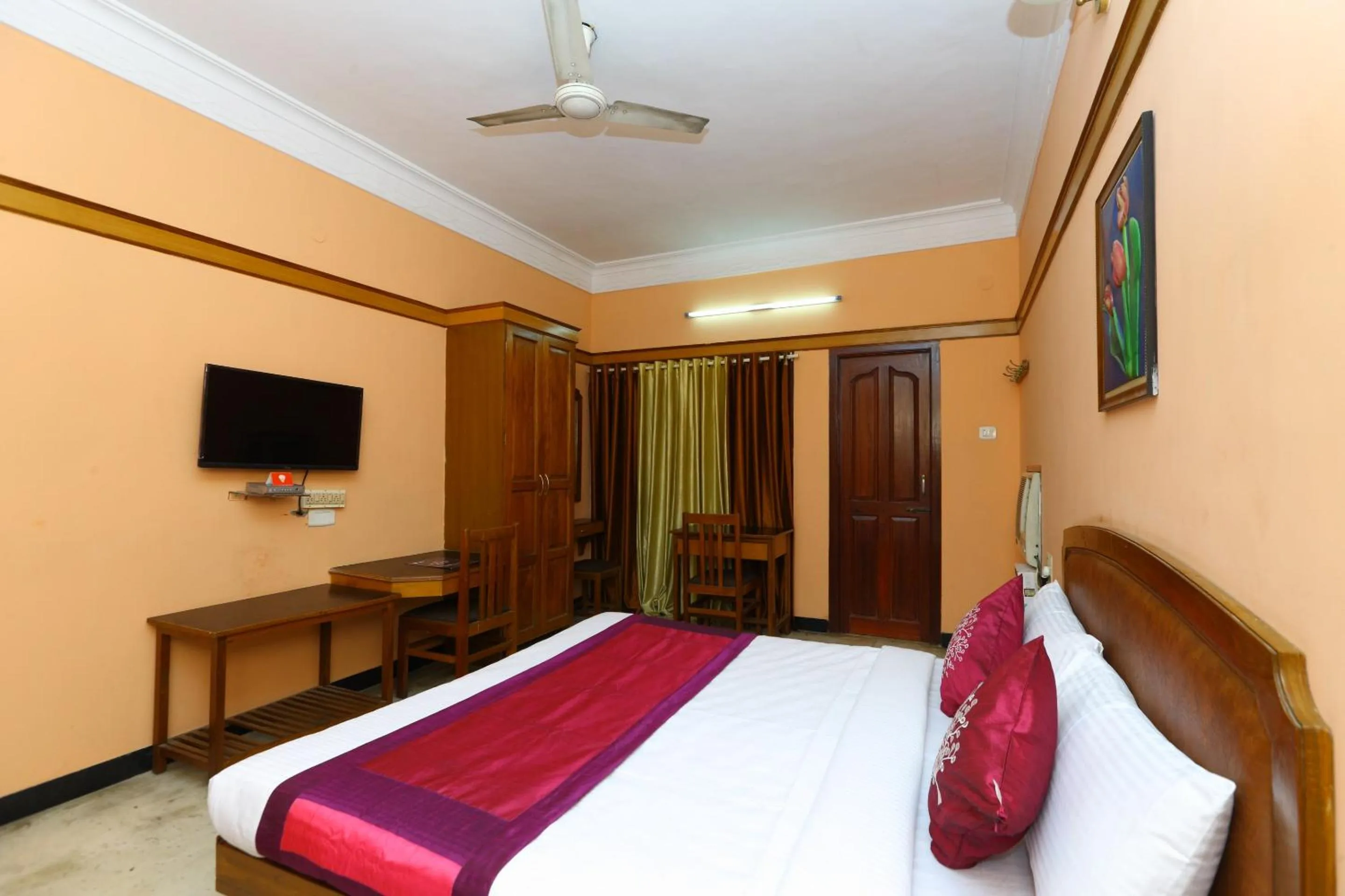 Bedroom, Bed in The Park View Inn