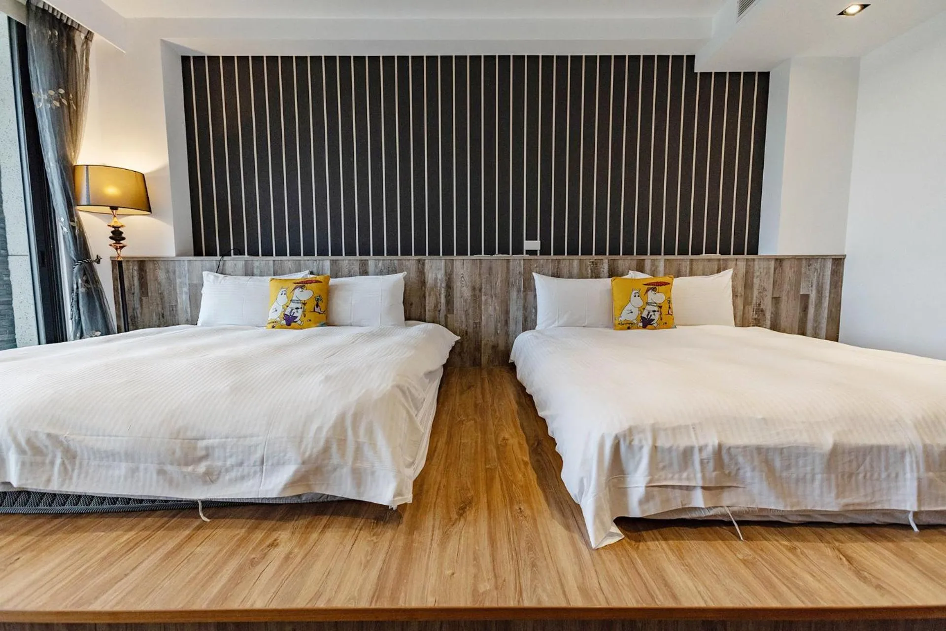 Bed in 193 County Garden BnB