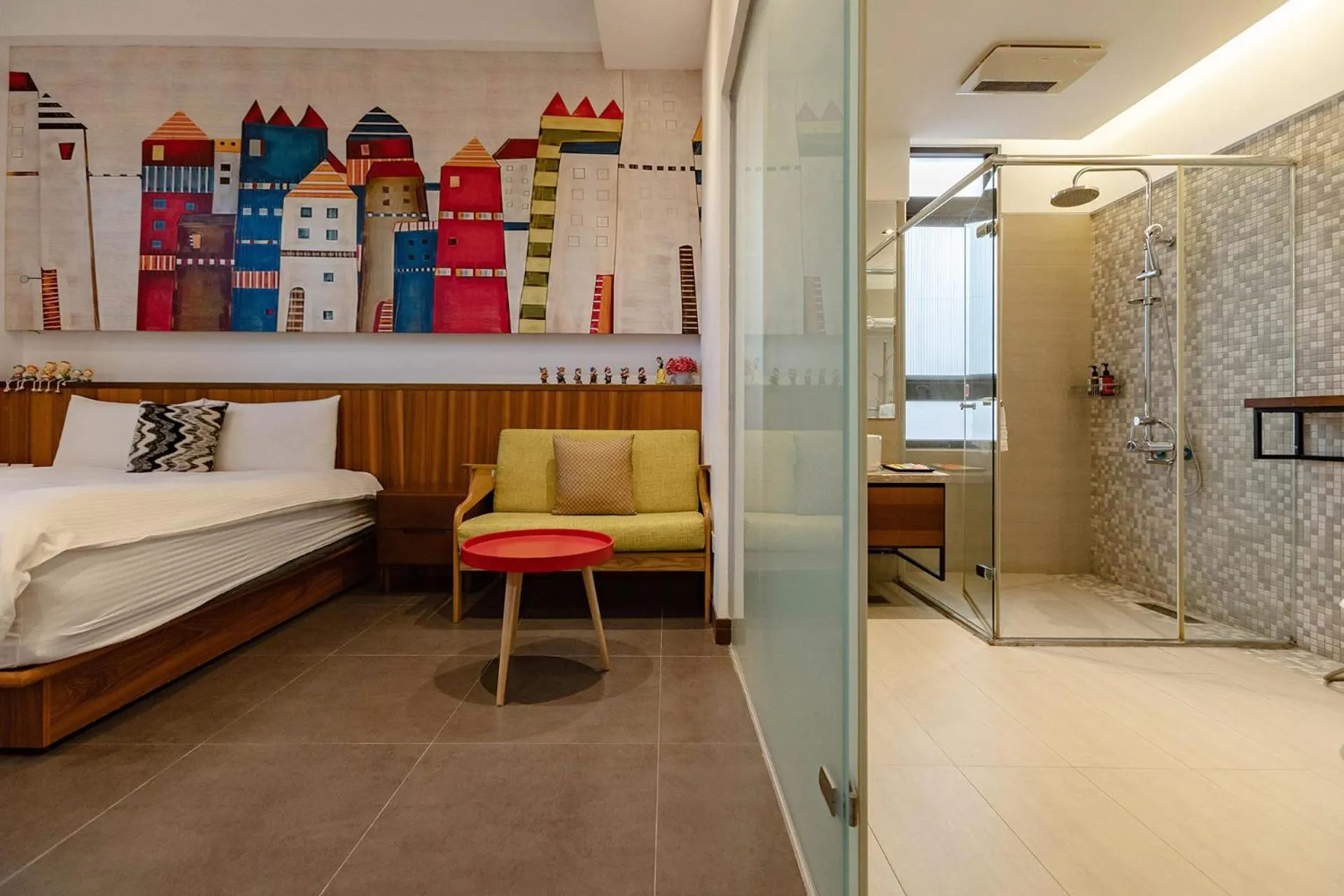 Bed in 193 County Garden BnB