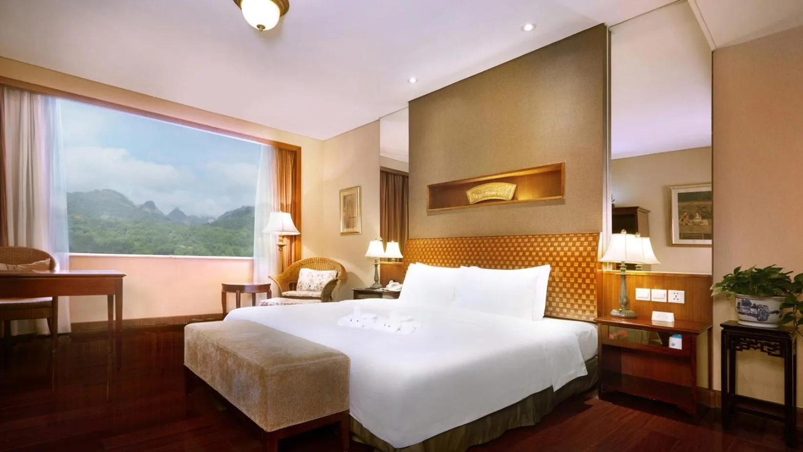 Bedroom, Bed in C&D Resort,Wuyi Mountain