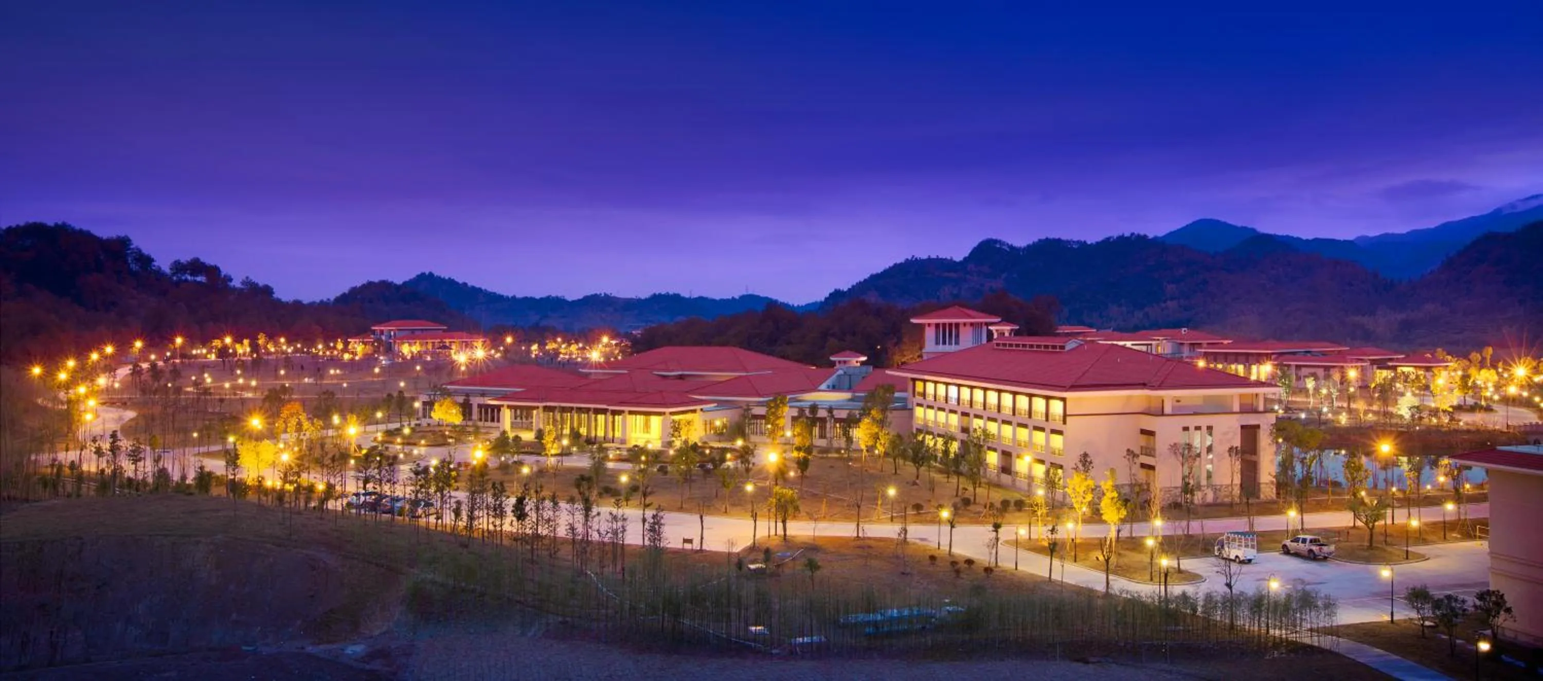 Property building in Dahongpao Resort