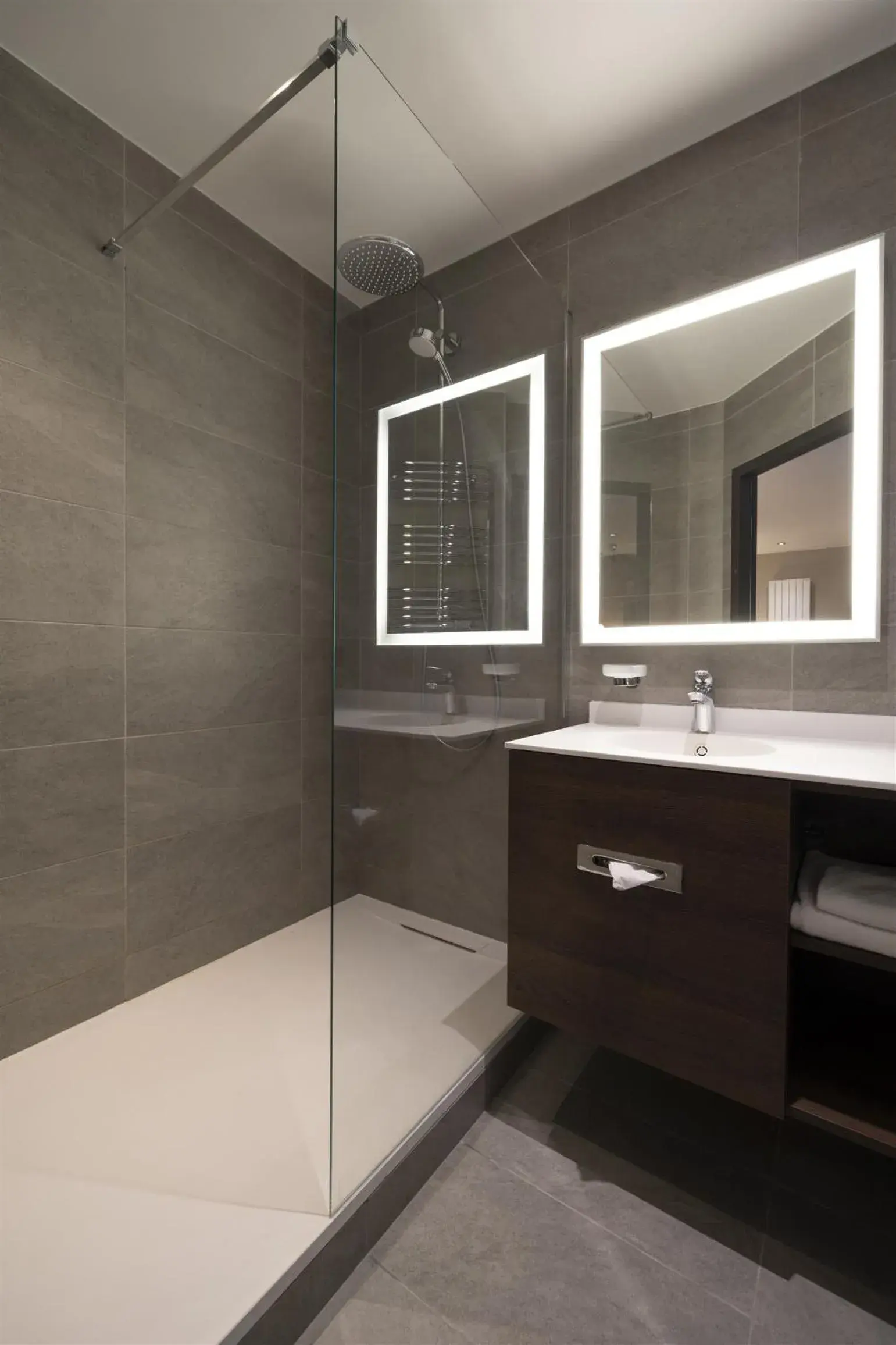 Standard Double Room in Hôtel Bristol Standard Double Room in Hôtel Bristol