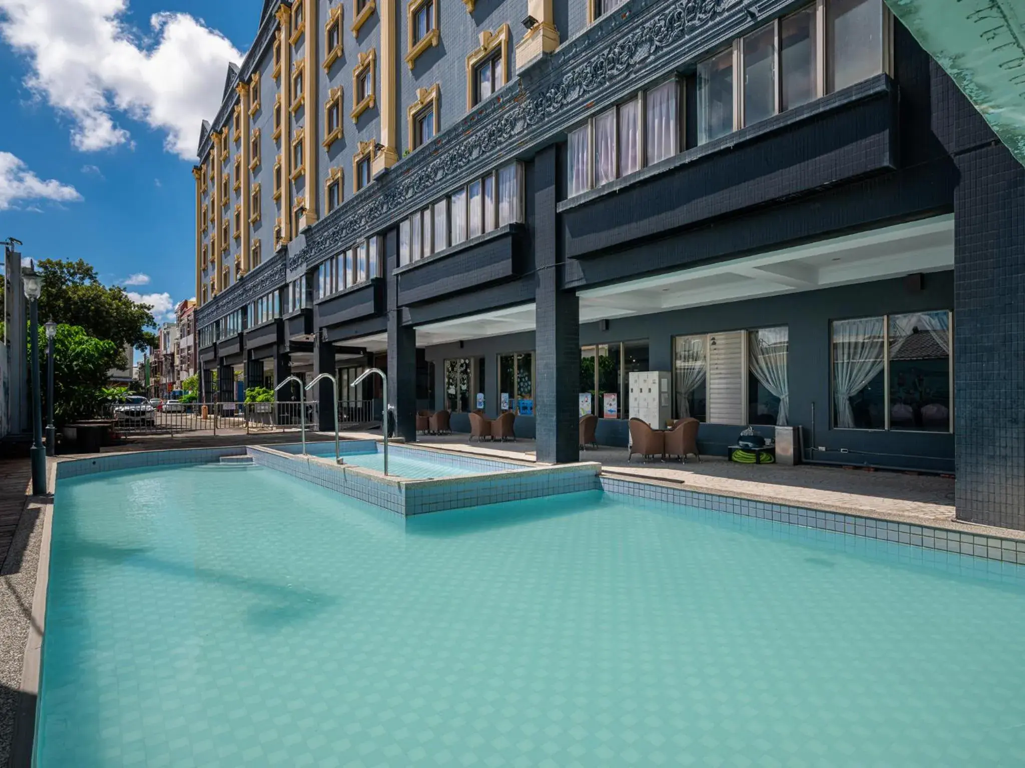 Swimming pool in GUIDE HOTEL Kenting Resort Swimming pool in GUIDE HOTEL Kenting Resort