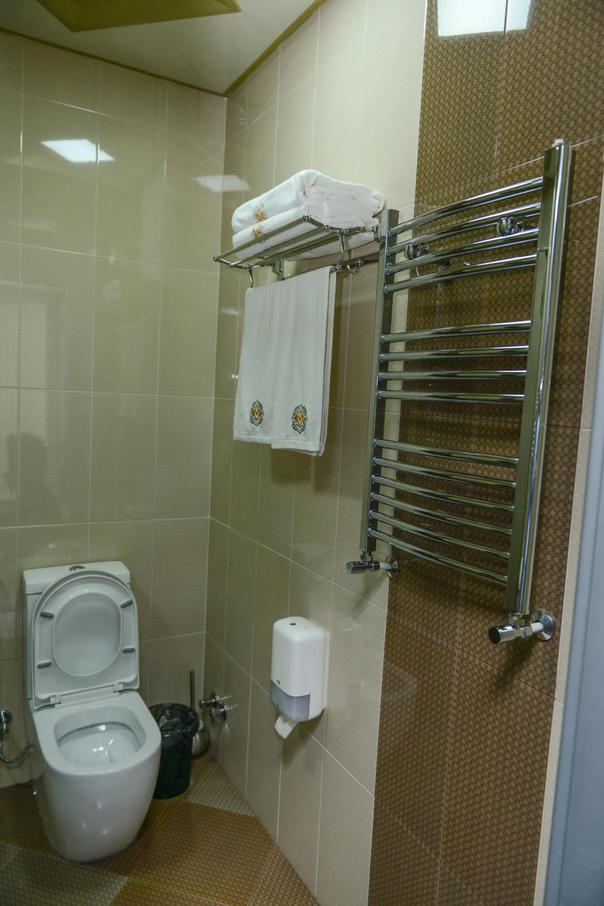 Shower in Armada Villa Hotel