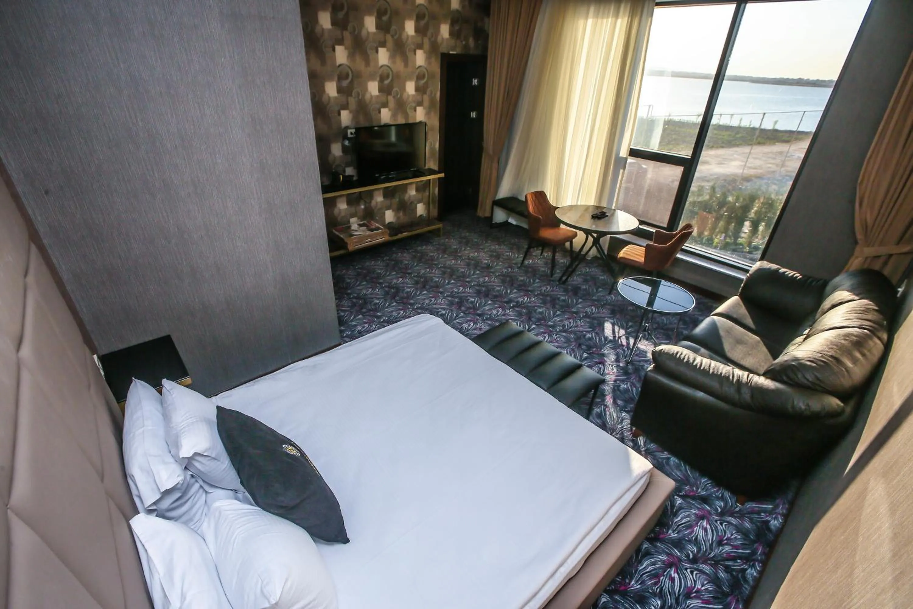 Day, Bed in Armada Villa Hotel