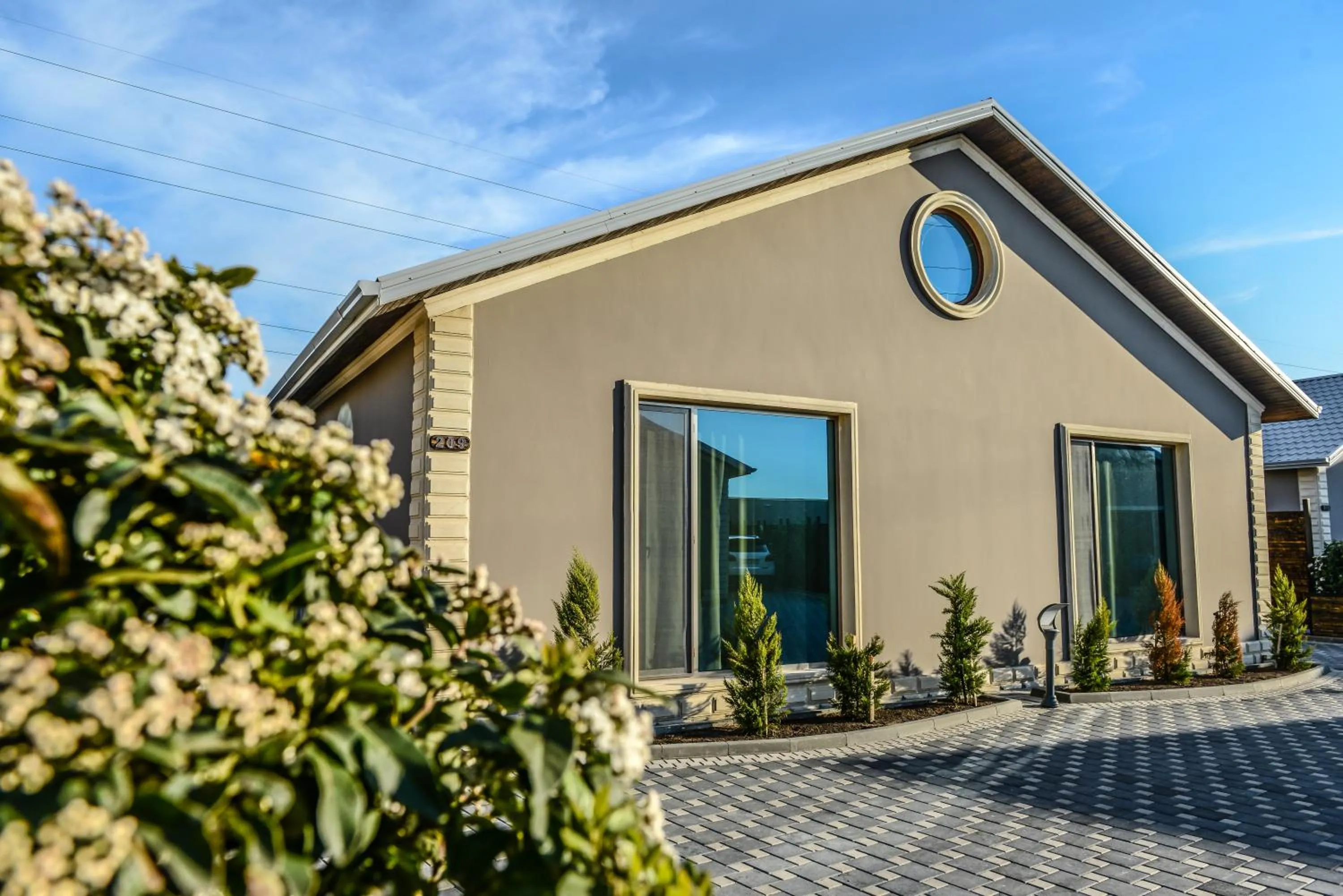 Facade/entrance in Armada Villa Hotel