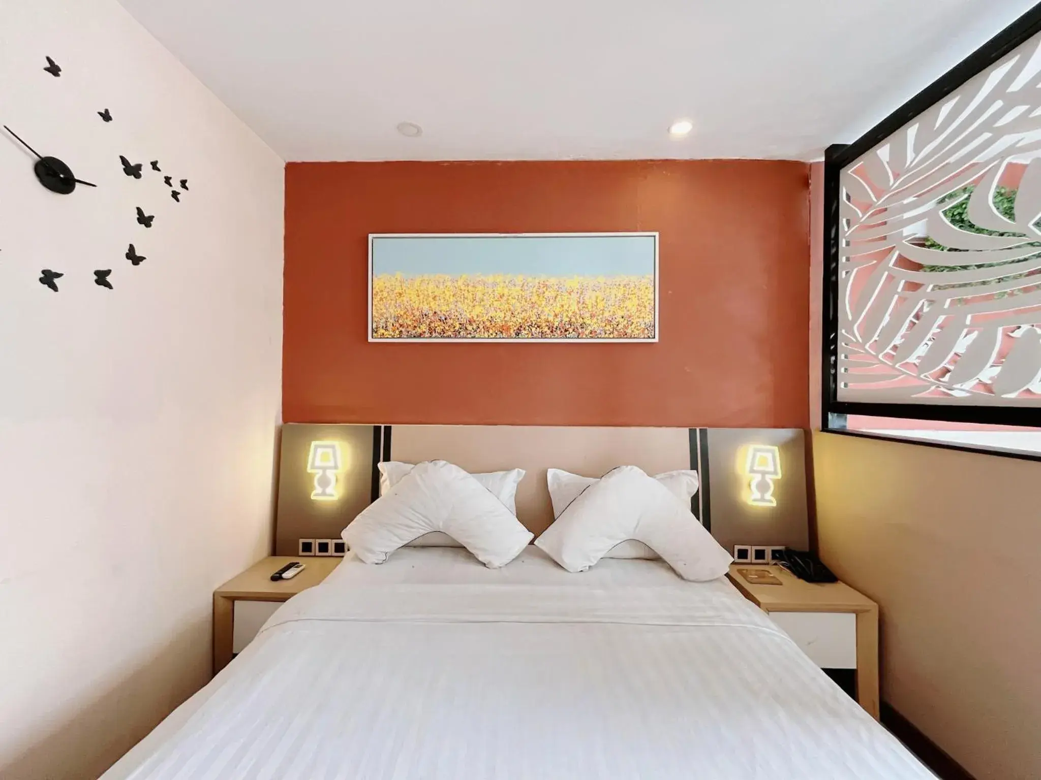 Bed in Verse Luxe Hotel Wahid Hasyim Bed in Verse Luxe Hotel Wahid Hasyim