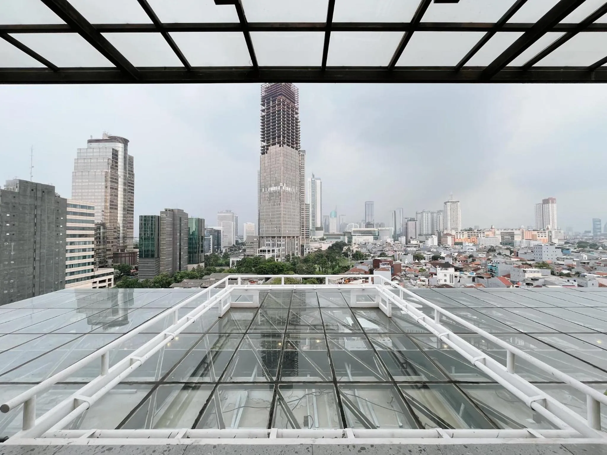 Day in Verse Luxe Hotel Wahid Hasyim