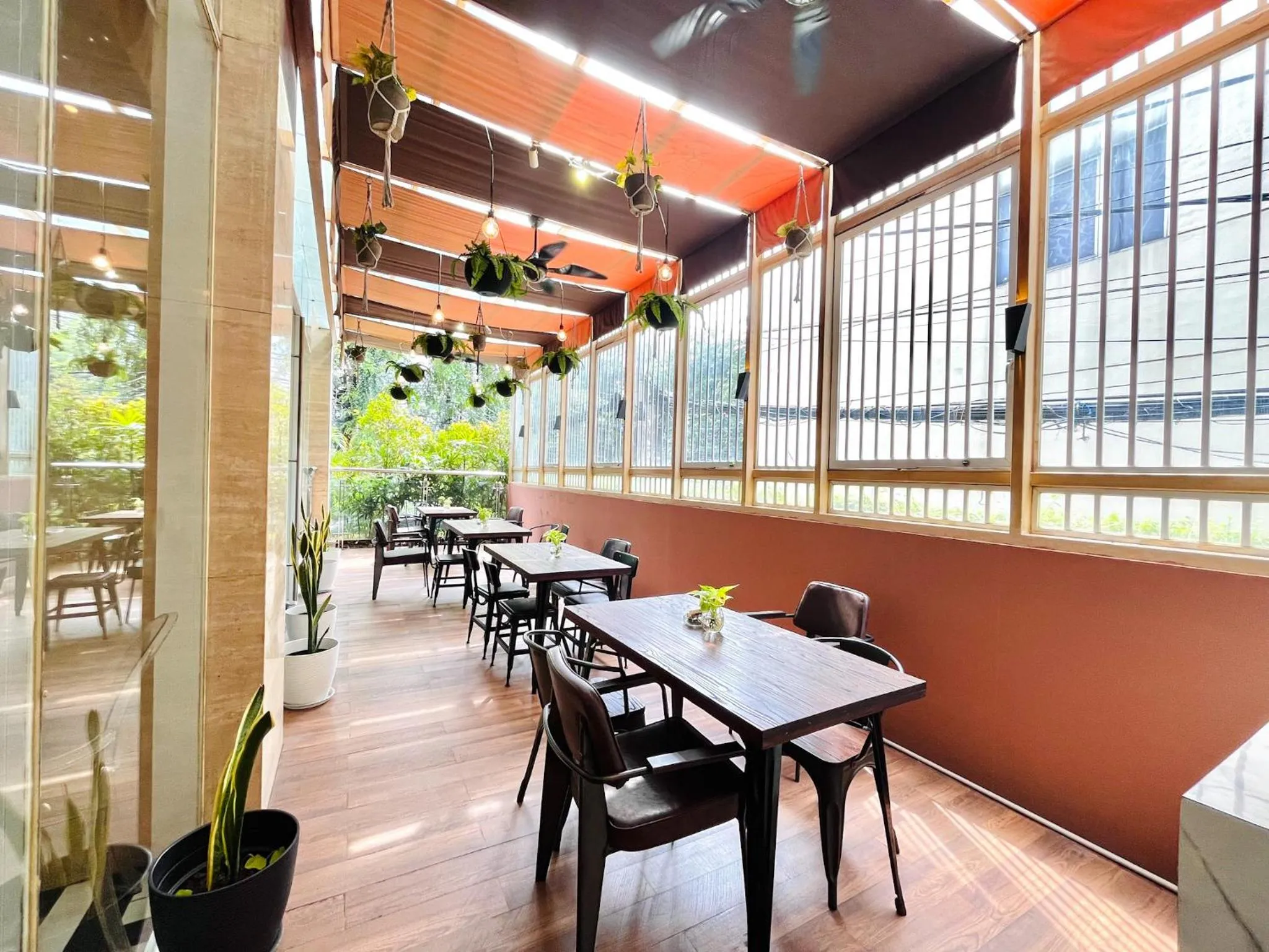 Seating area in Verse Luxe Hotel Wahid Hasyim