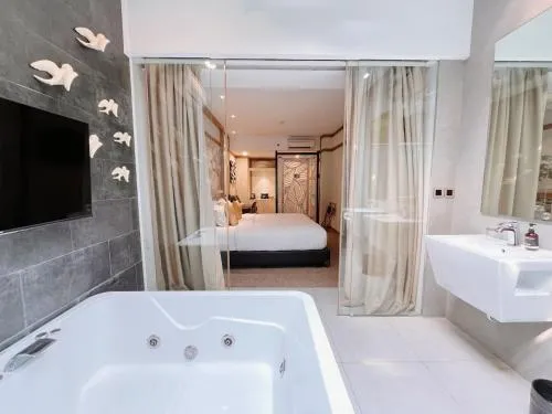 Verse Luxe Hotel Wahid Hasyim