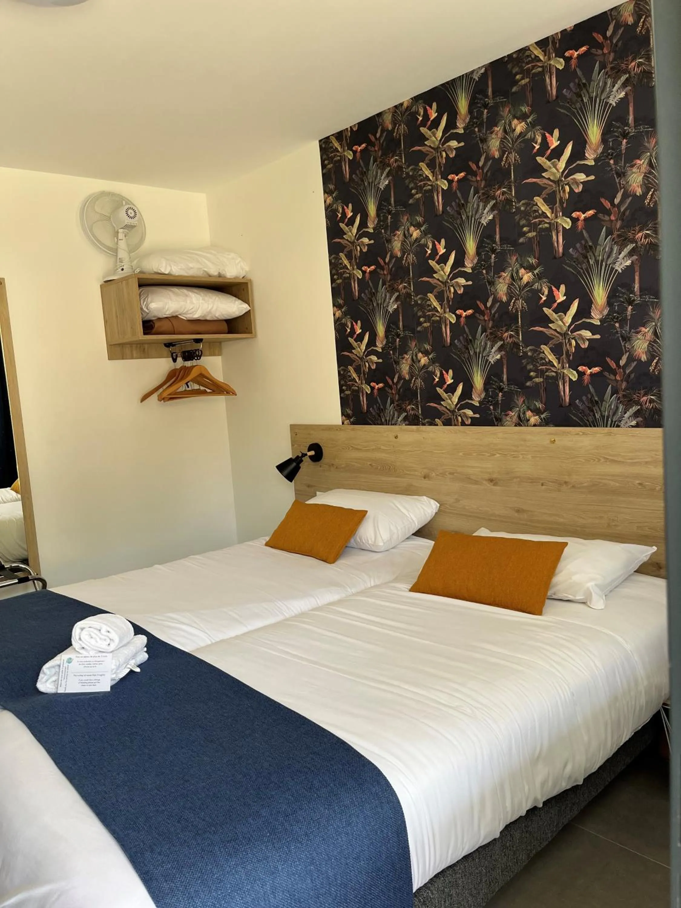 Bedroom, Bed in Cit'Hotel Les Eleis