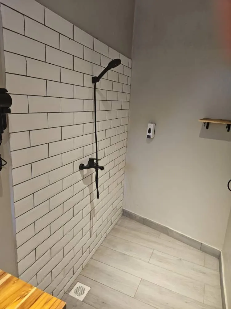 Boulevard Inn Mt Meru