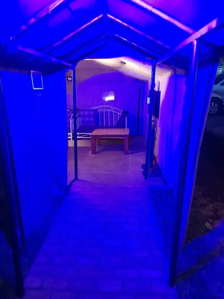 Boulevard Inn Mt Meru