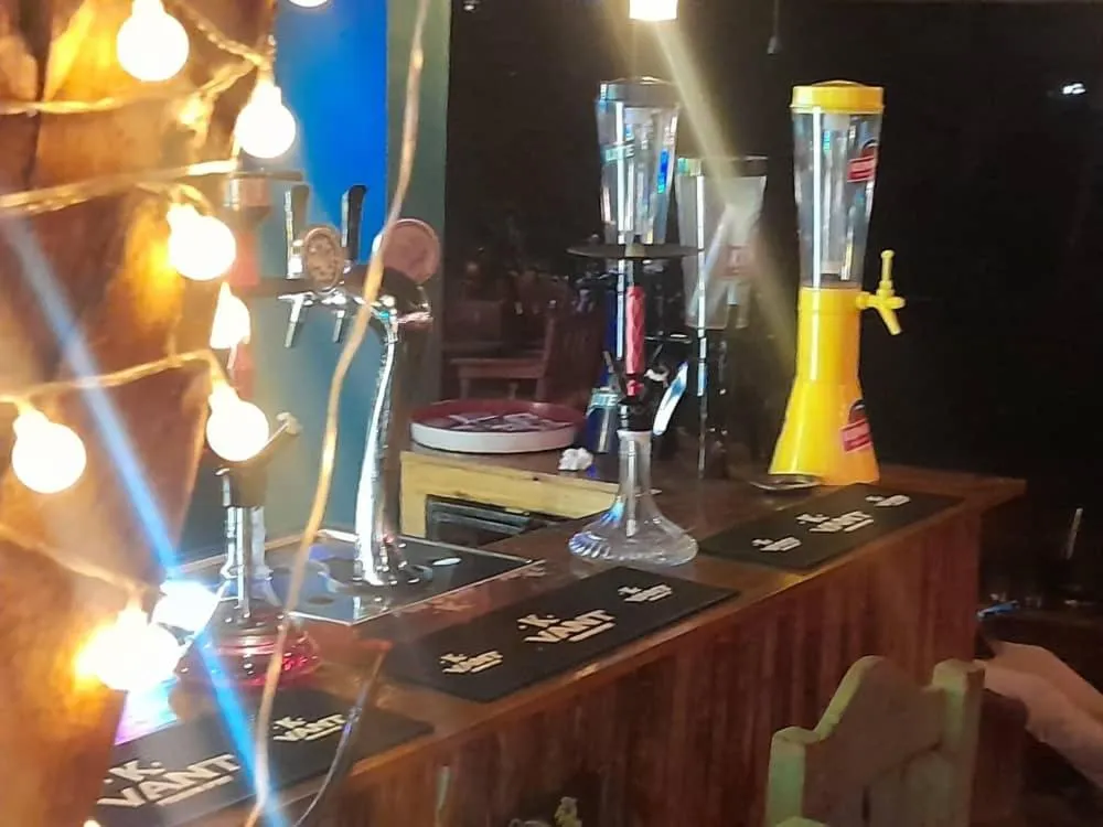 Restaurant/places to eat in Boulevard Inn Mt Meru