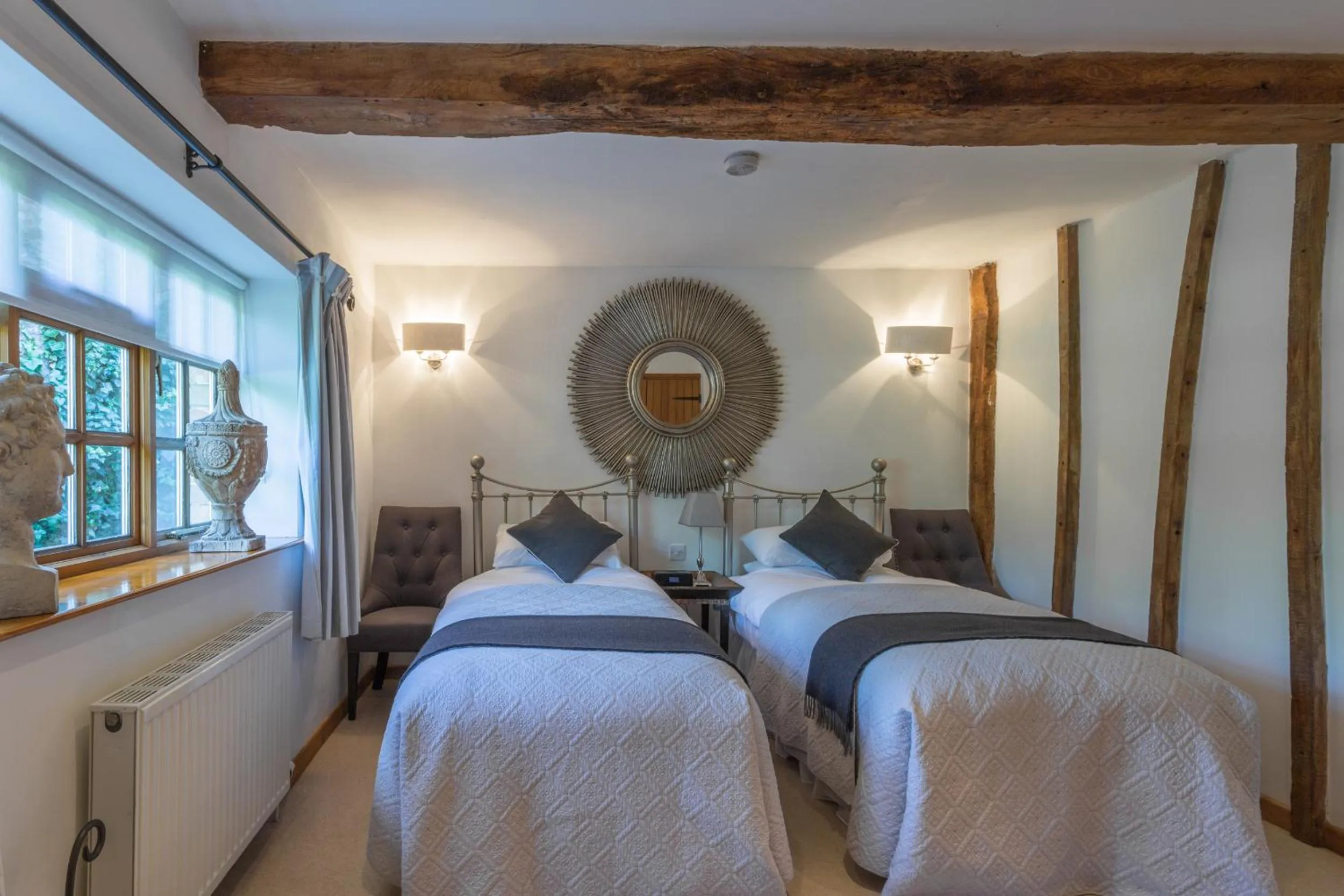 Bed in Blounts Court Farm