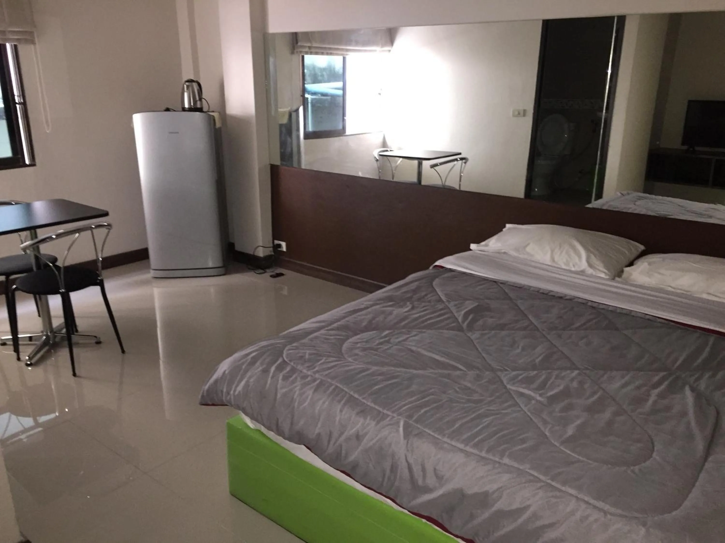 Standard Double Room in Shanghai Guesthouse Monna bar