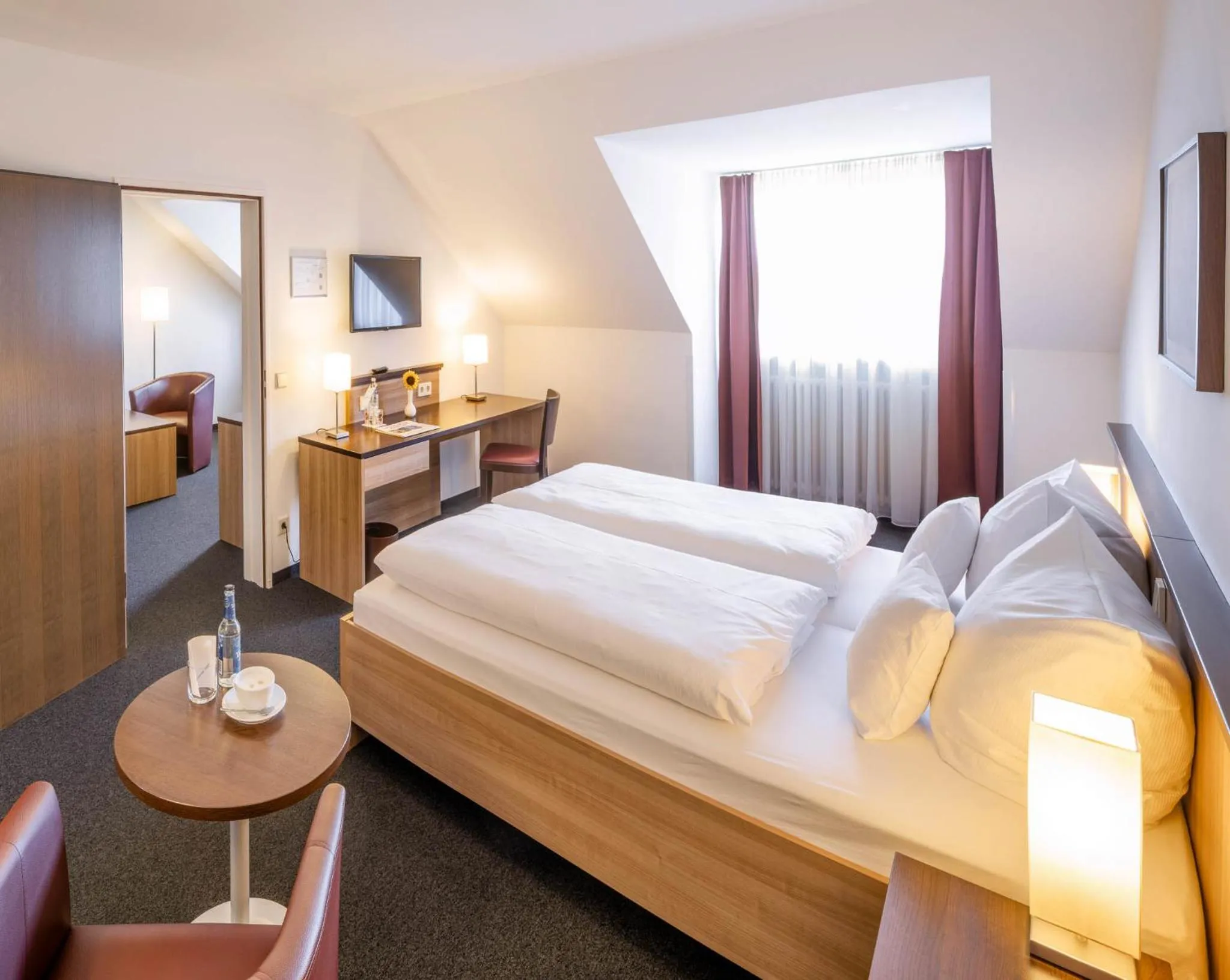 Photo of the whole room, Bed in Christkönigshaus