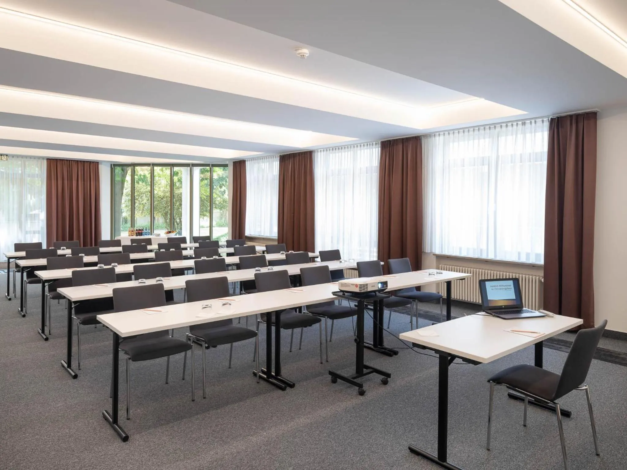 Business facilities in Christkönigshaus